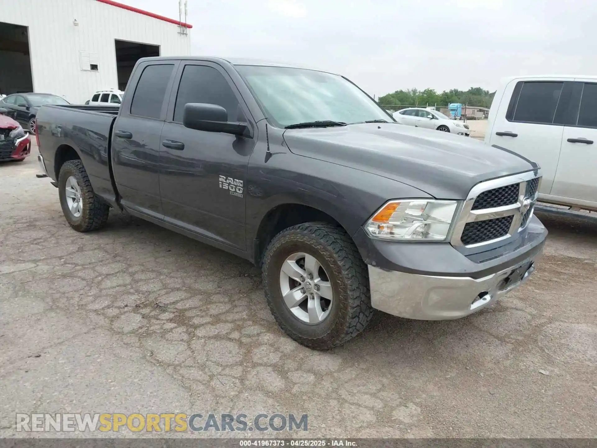 1 Photograph of a damaged car 1C6RR6FG1MS513389 RAM 1500 CLASSIC 2021