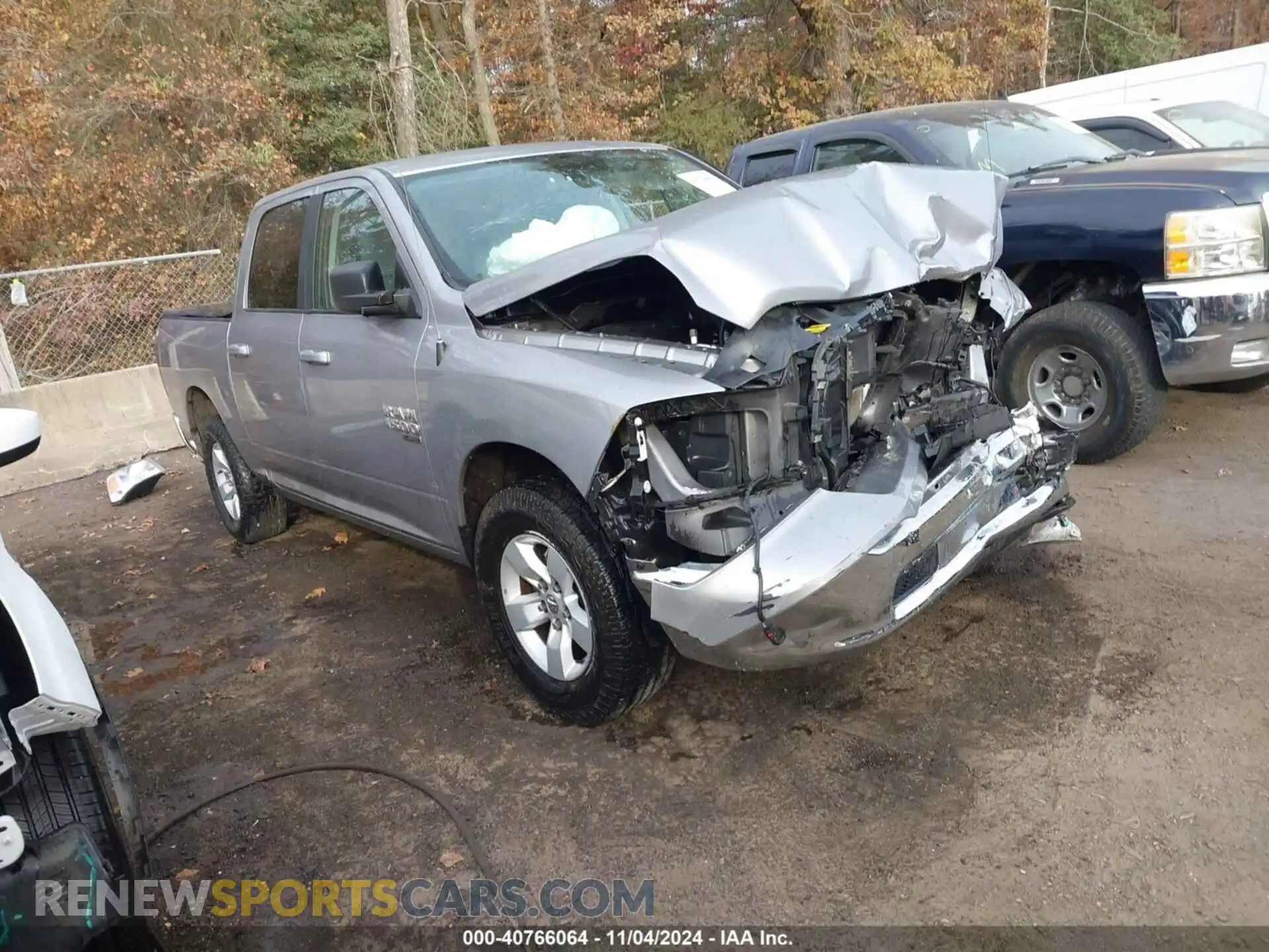 1 Photograph of a damaged car 1C6RR6LG4MS530160 RAM 1500 CLASSIC 2021