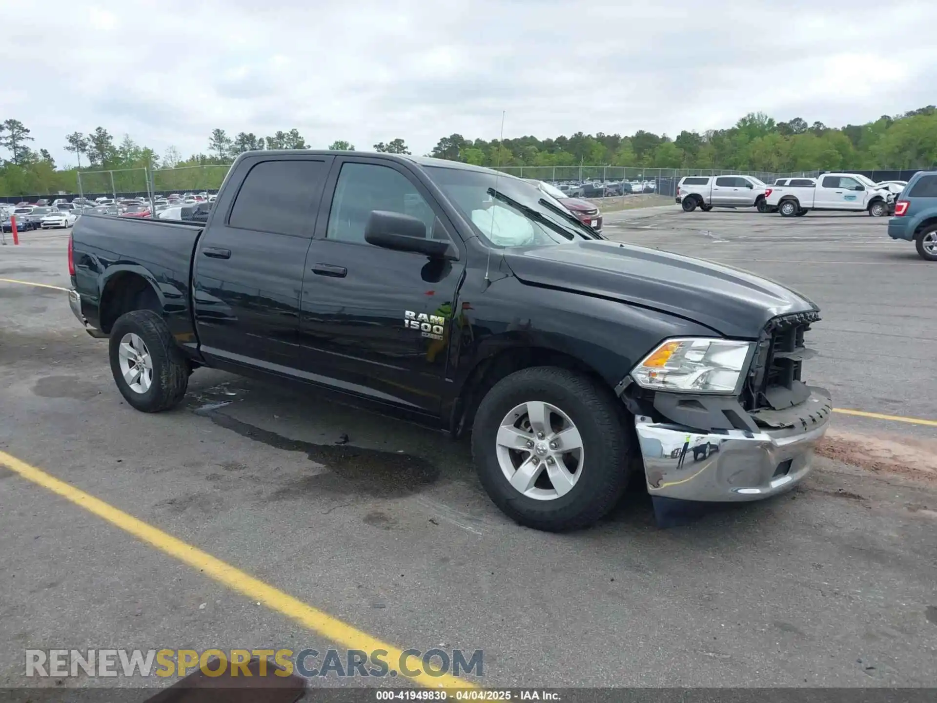 1 Photograph of a damaged car 1C6RR6LG6MS529902 RAM 1500 CLASSIC 2021