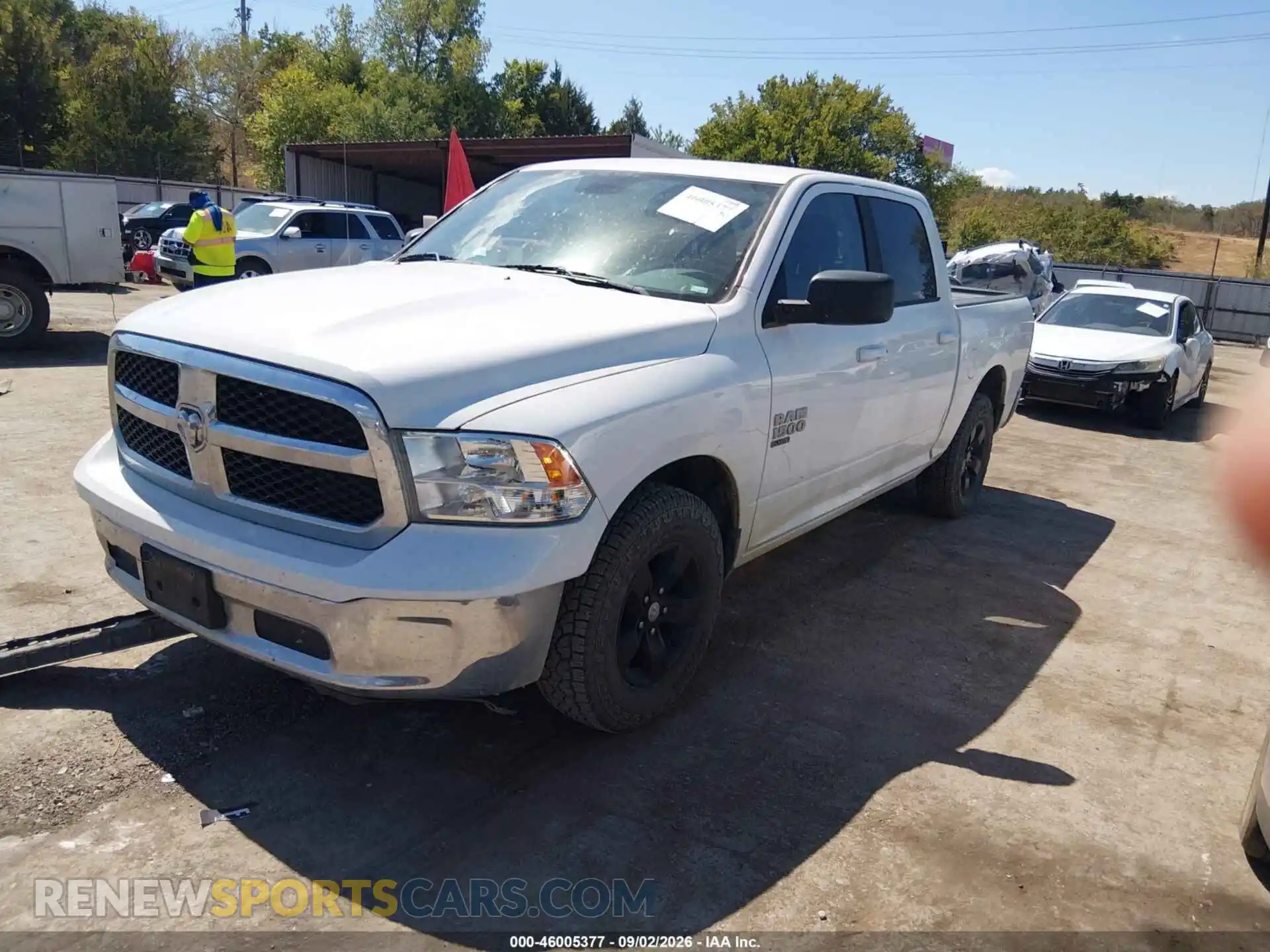 2 Photograph of a damaged car 1C6RR6LG6MS530340 RAM 1500 CLASSIC 2021