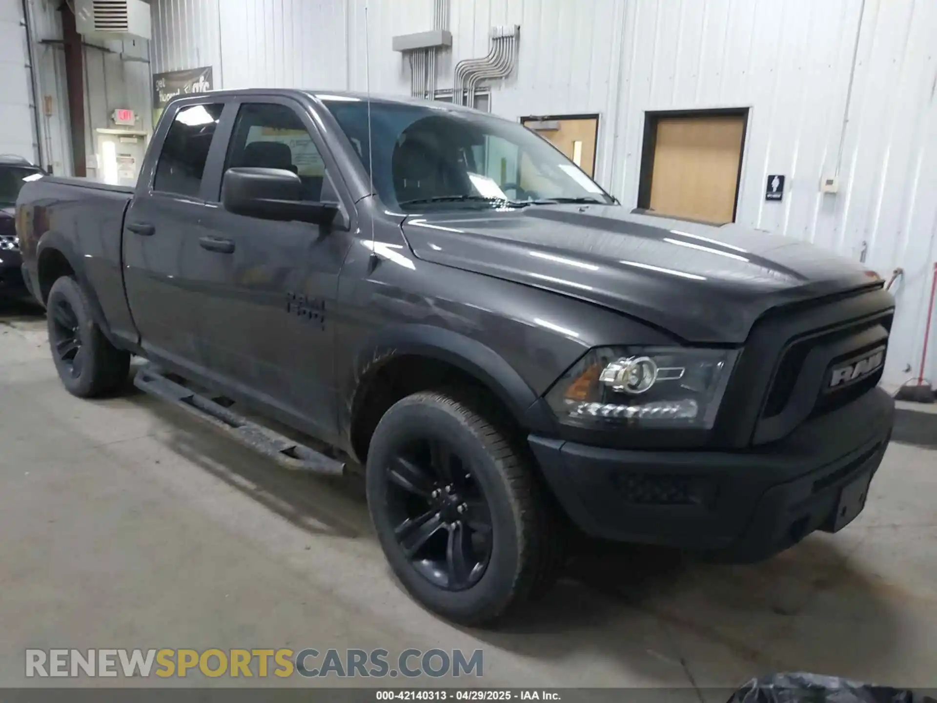1 Photograph of a damaged car 1C6RR7GG6MS510833 RAM 1500 CLASSIC 2021
