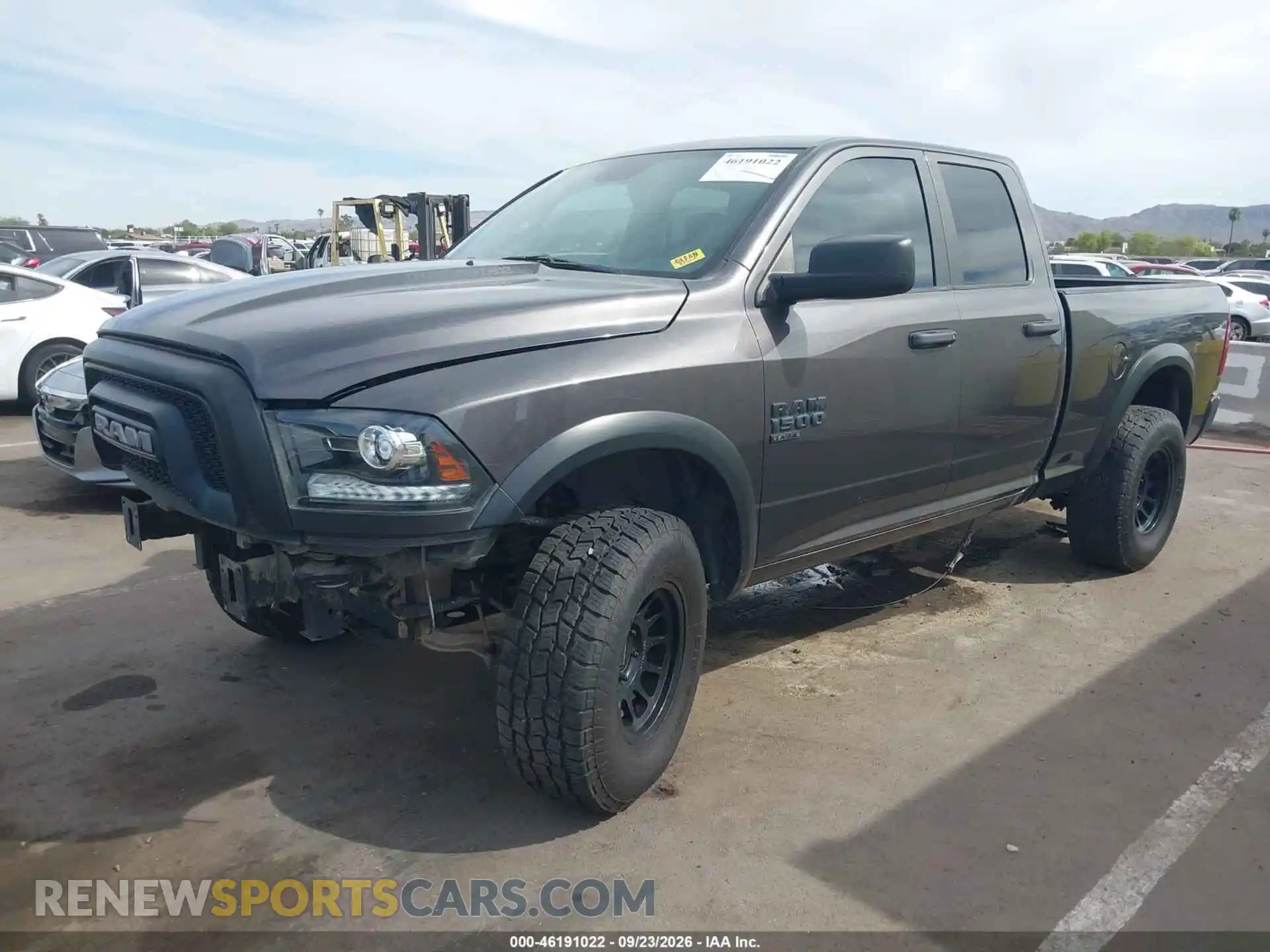 2 fotografías del automóvil dañado 1C6RR7GG9MS505917 RAM 1500 CLASSIC 2021