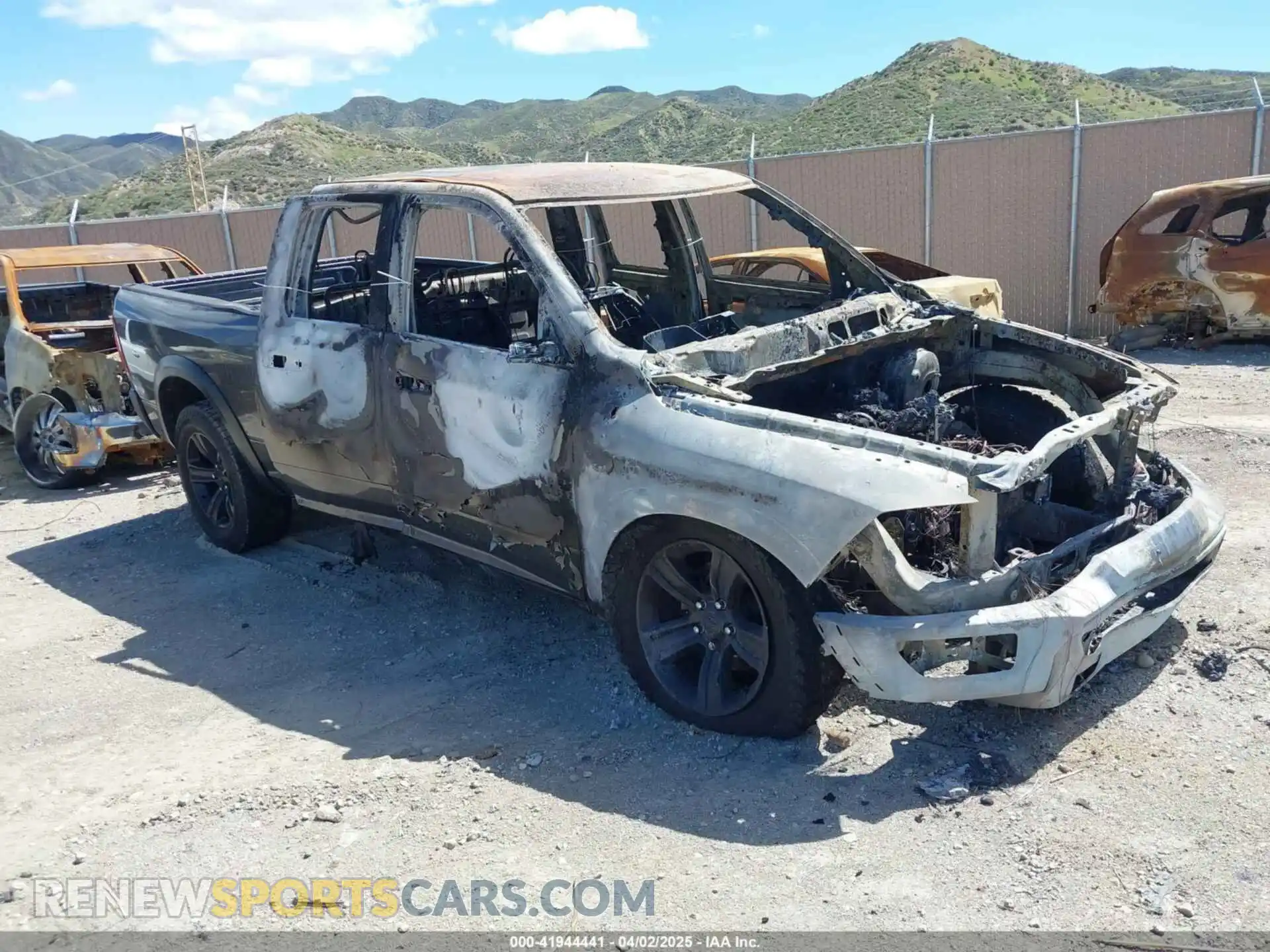 1 Photograph of a damaged car 1C6RR7GG9MS568984 RAM 1500 CLASSIC 2021