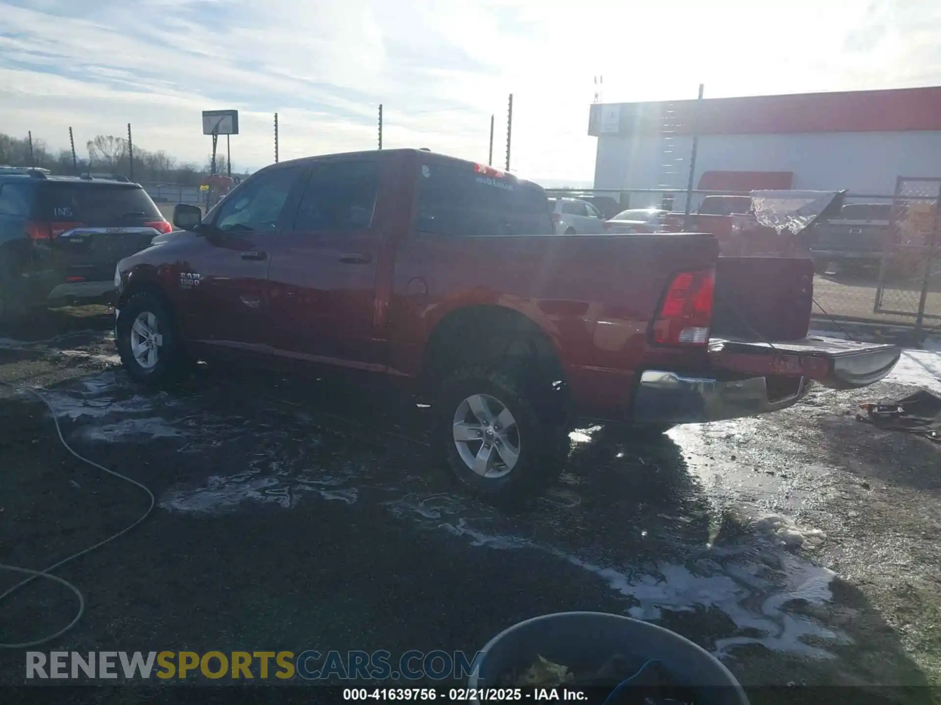 3 Photograph of a damaged car 1C6RR7LG5MS532974 RAM 1500 CLASSIC 2021