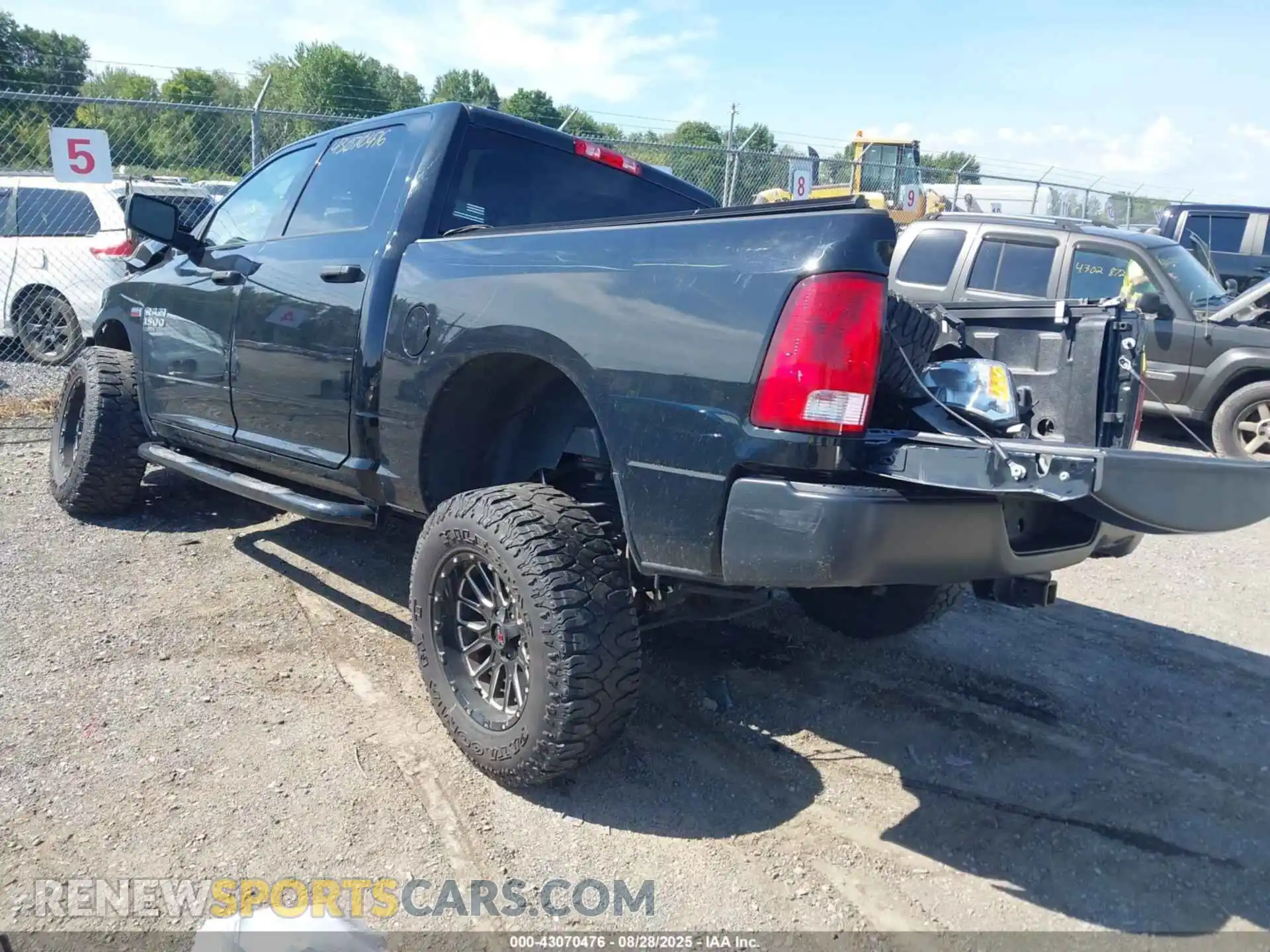 3 Photograph of a damaged car 1C6RR7XT4MS566086 RAM 1500 CLASSIC 2021