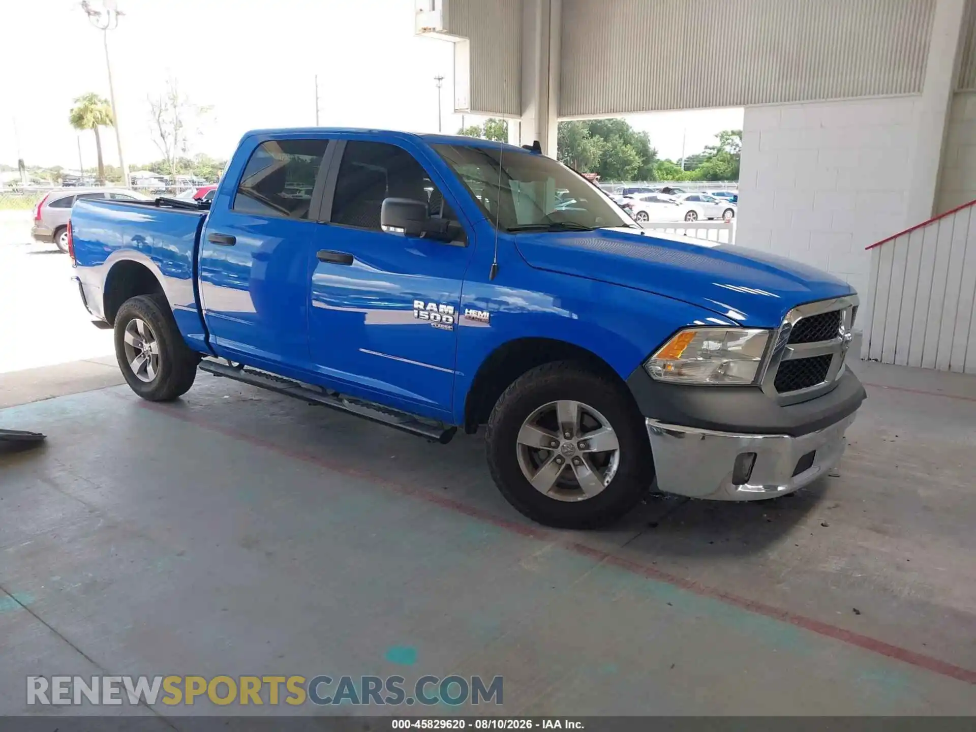 1 fotografías del automóvil dañado 3C6RR7LT3MG621933 RAM 1500 CLASSIC 2021