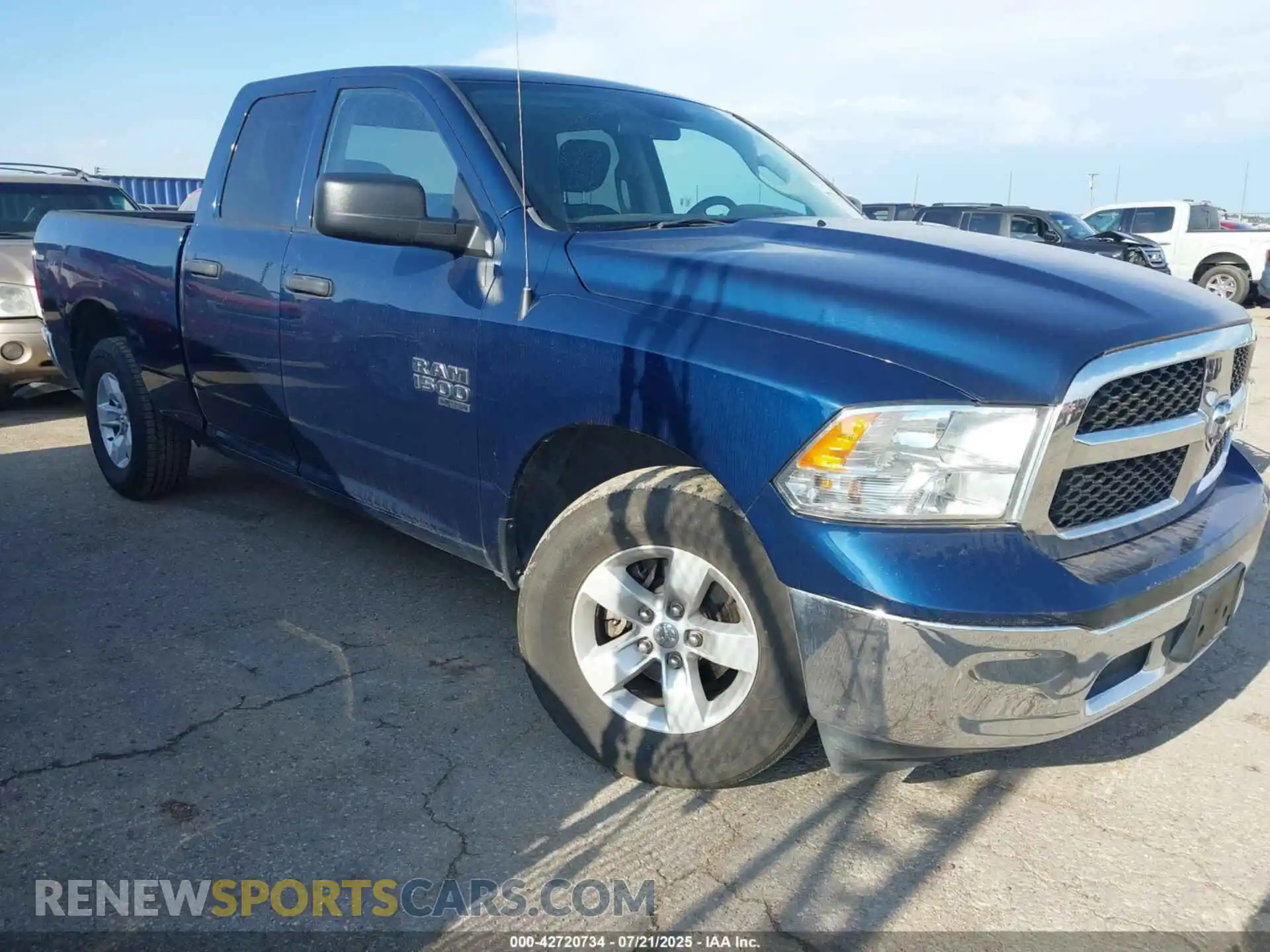 1 Photograph of a damaged car 1C6RR6FG5NS149639 RAM 1500 CLASSIC 2022