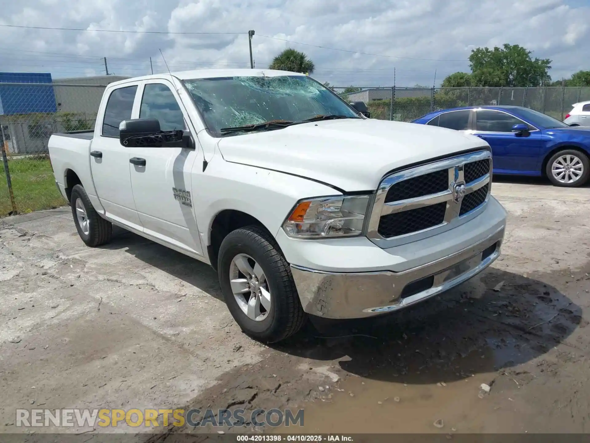 1 Photograph of a damaged car 1C6RR7LG5PS519372 RAM 1500 CLASSIC 2023