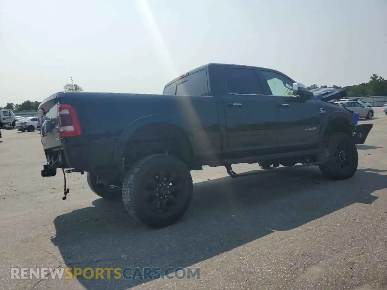 3 Фотография поврежденного автомобиля 3C6UR5FL0MG682196 RAM 2500 2021