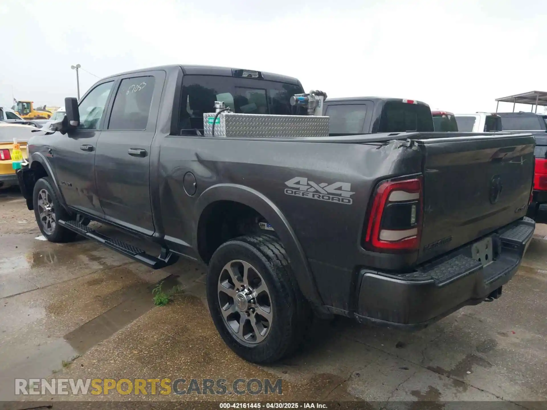 3 Photograph of a damaged car 3C6UR5FLXMG590626 RAM 2500 2021