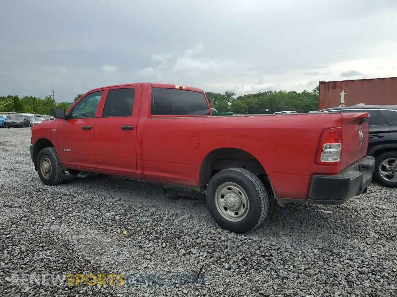 2 Photograph of a damaged car 3C6UR4HJ6NG357754 RAM 2500 2022