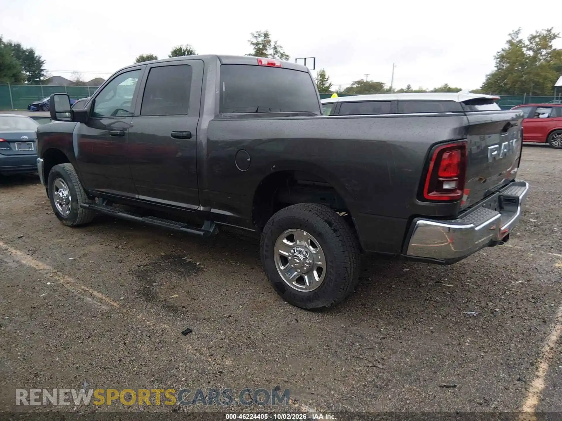 3 fotografías del automóvil dañado 3C6UR5CJ4NG387977 RAM 2500 2022