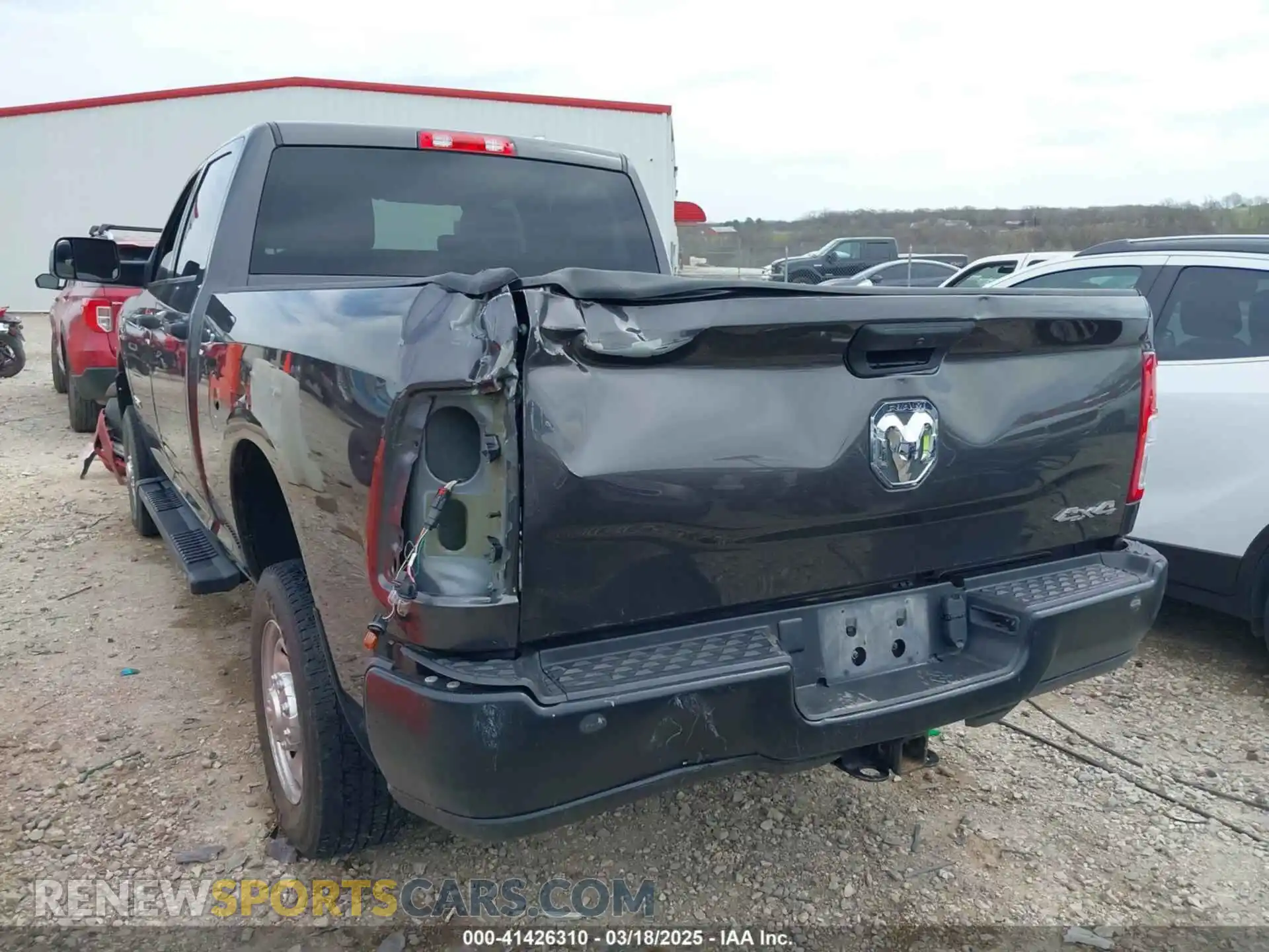 3 Фотография поврежденного автомобиля 3C6UR5CL6NG144527 RAM 2500 2022