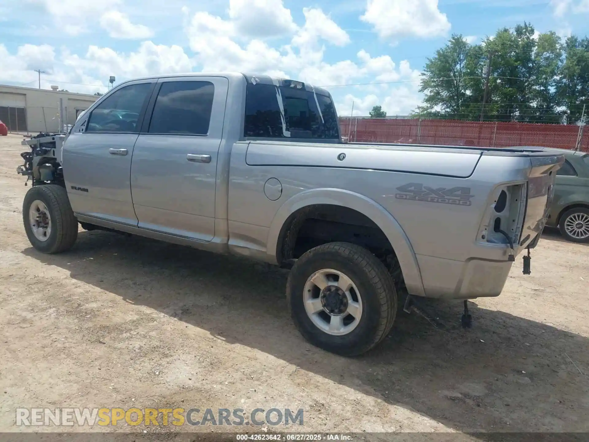 3 Photograph of a damaged car 3C6UR5FL8NG253261 RAM 2500 2022