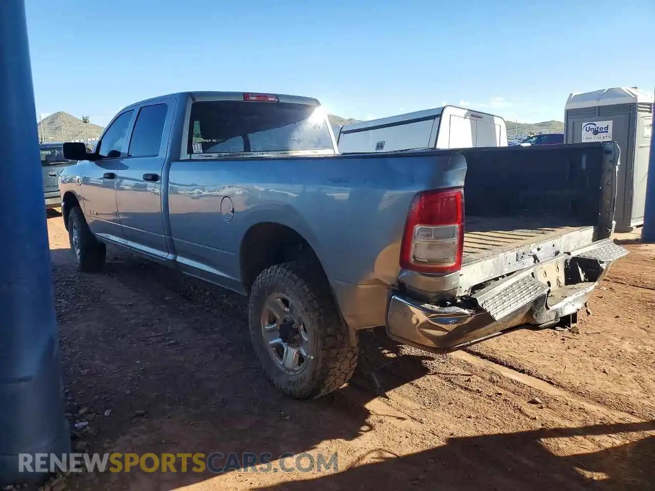 2 Photograph of a damaged car 3C6UR5HL9NG221075 RAM 2500 2022