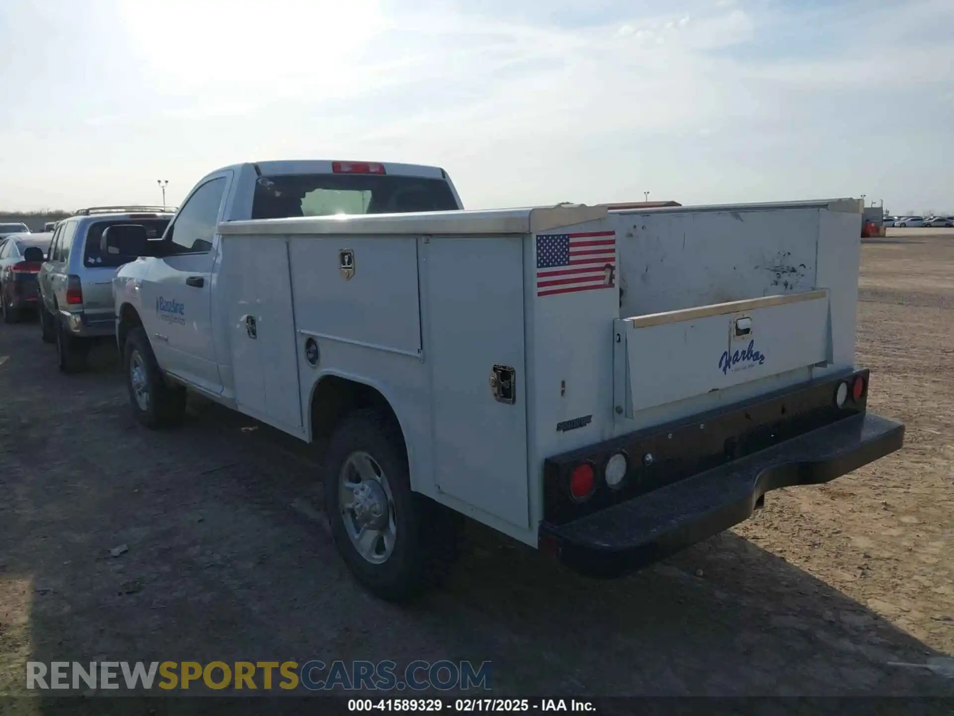 3 Photograph of a damaged car 3C7WR5AJ1NG253788 RAM 2500 2022