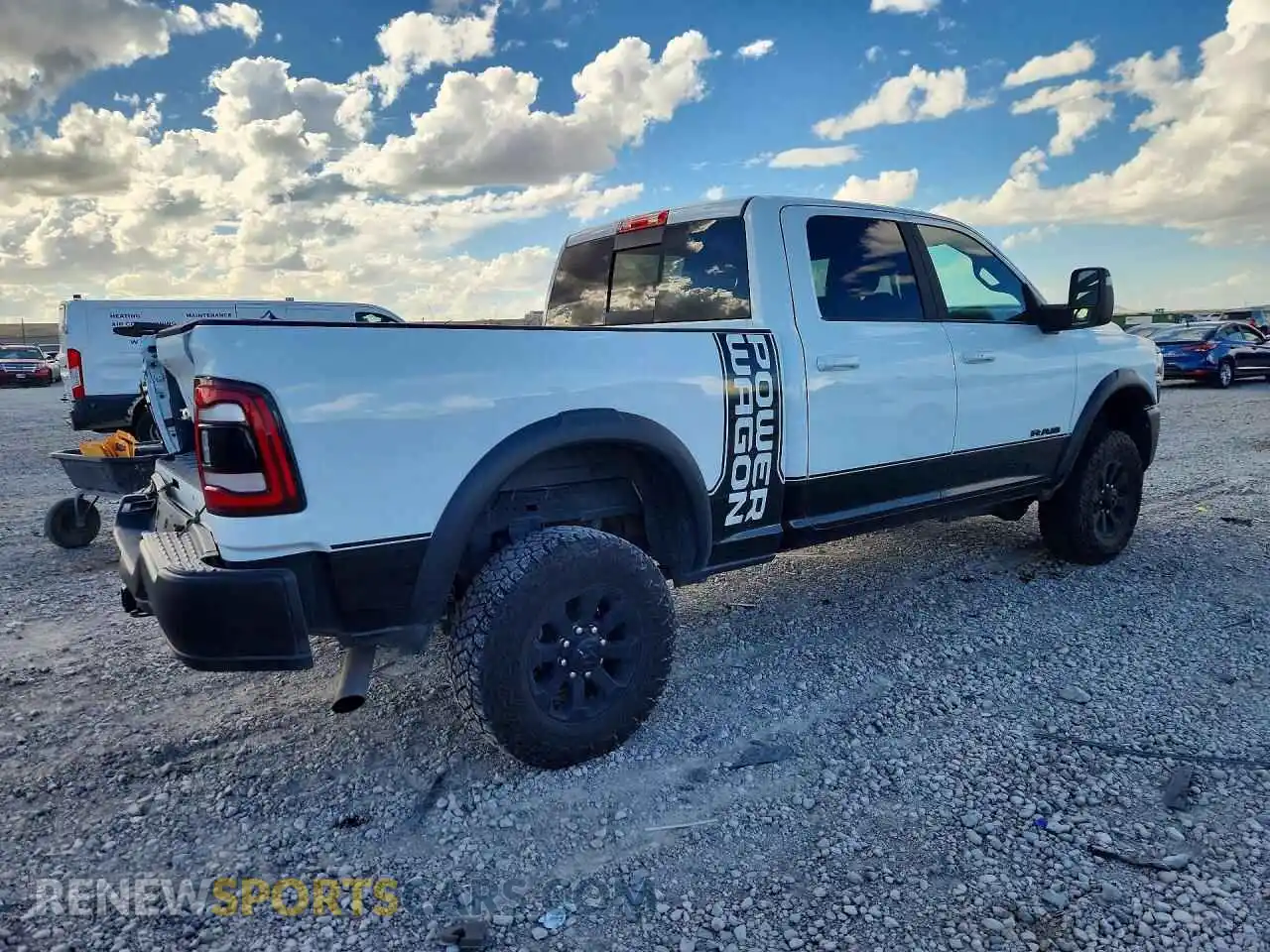 3 fotografías del automóvil dañado 3C6TR5EJ7RG345463 RAM 2500 2024