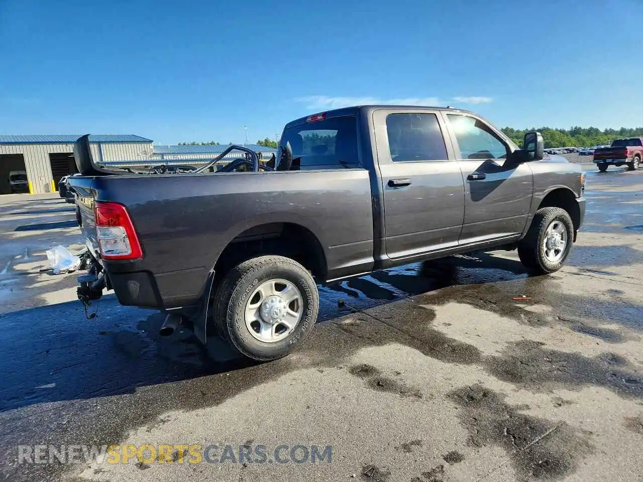 3 fotografías del automóvil dañado 3C6UR5CJ9RG315243 RAM 2500 2024