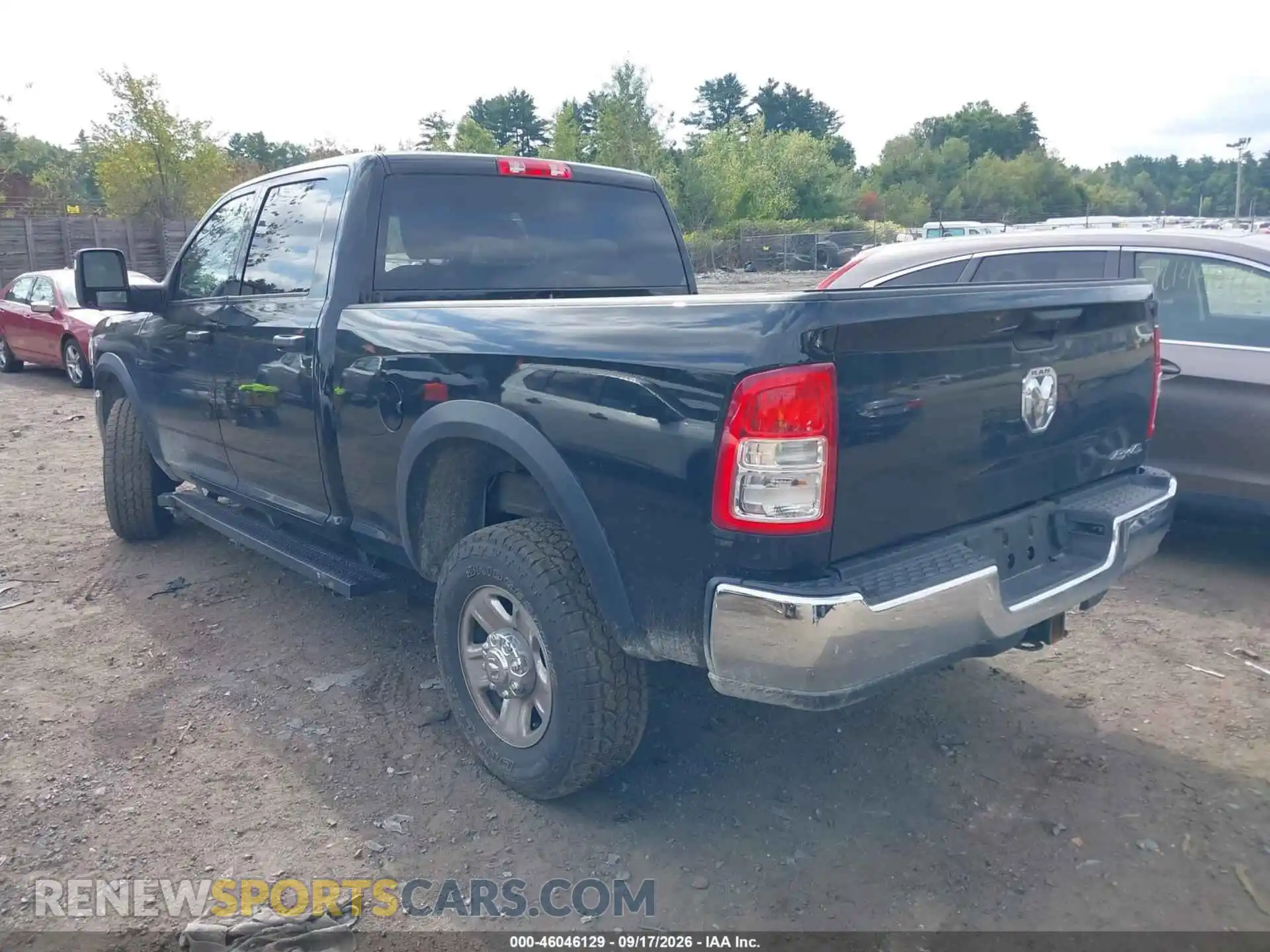 3 fotografías del automóvil dañado 3C6UR5CJXRG102740 RAM 2500 2024