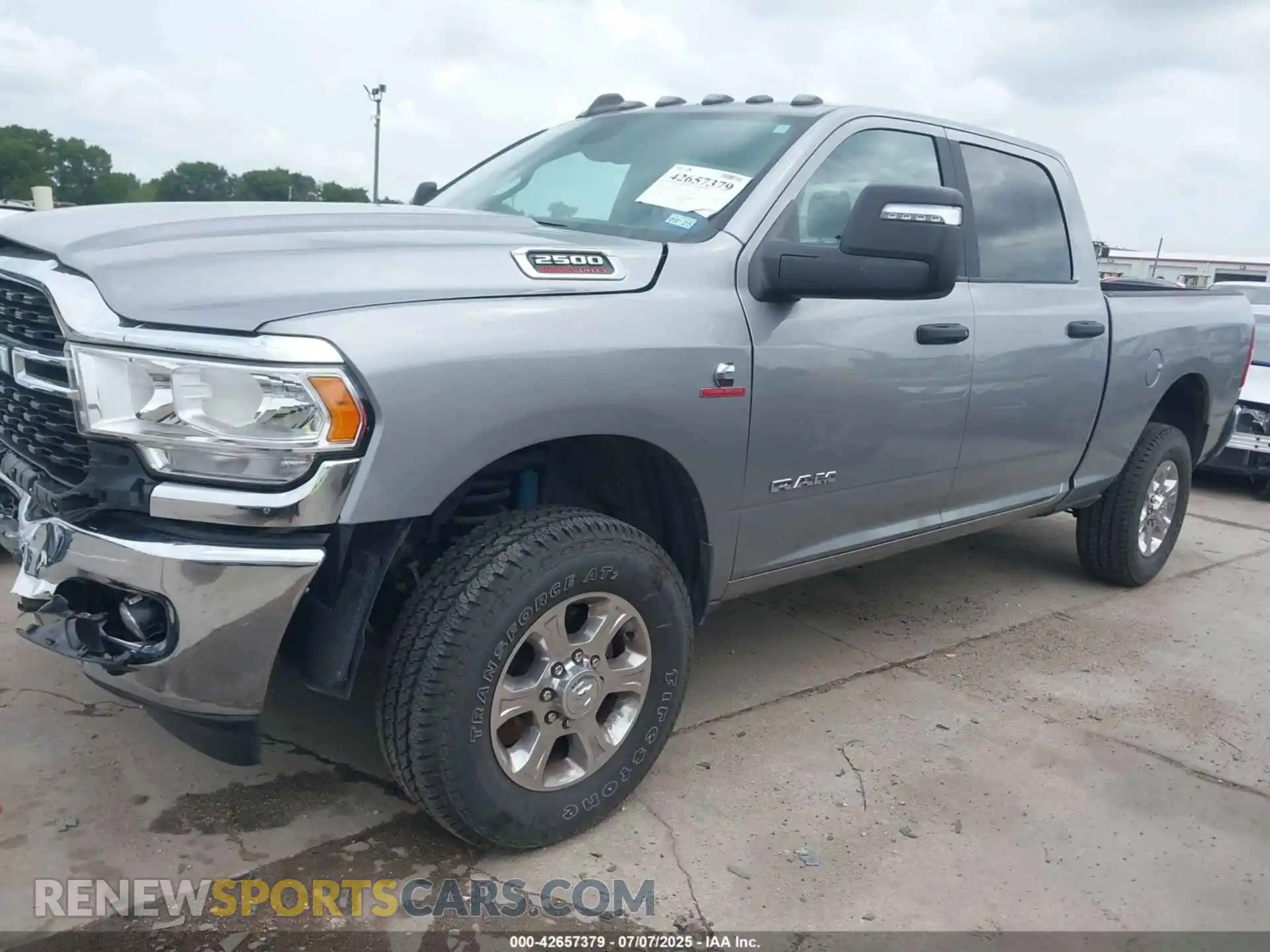 2 Photograph of a damaged car 3C6UR5DL3RG363000 RAM 2500 2024