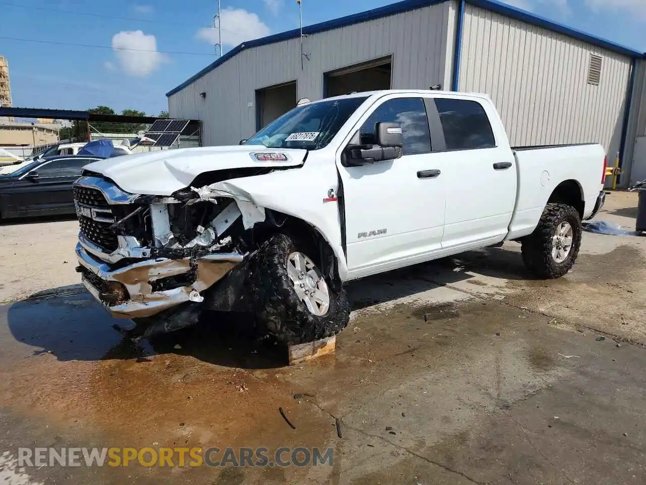 1 fotografías del automóvil dañado 3C6UR5DL6RG153975 RAM 2500 2024