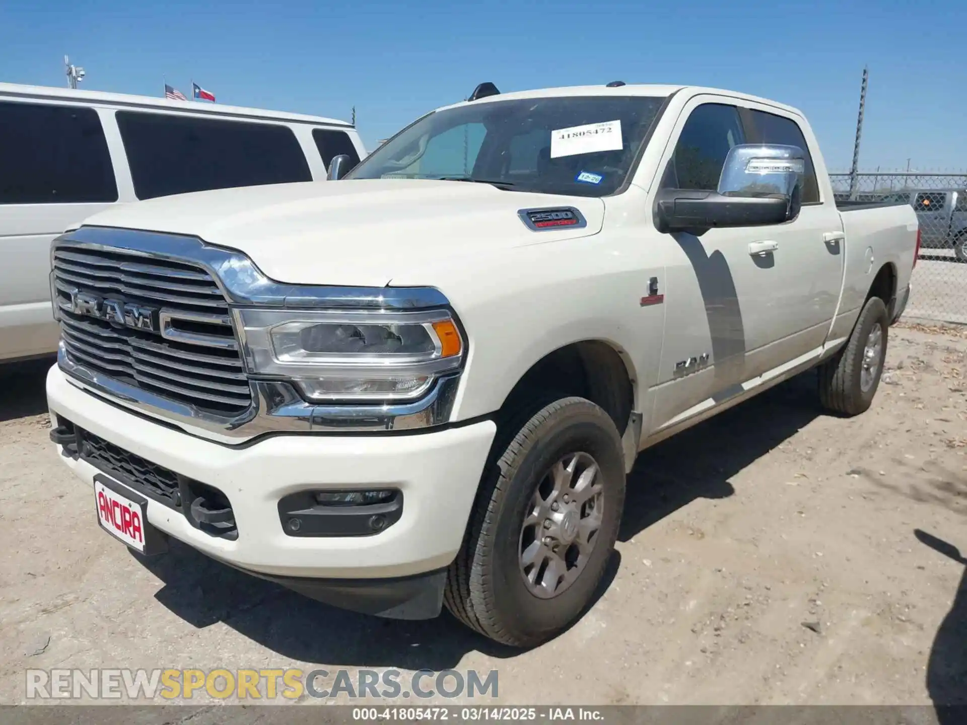 2 fotografías del automóvil dañado 3C6UR5FL8RG239740 RAM 2500 2024