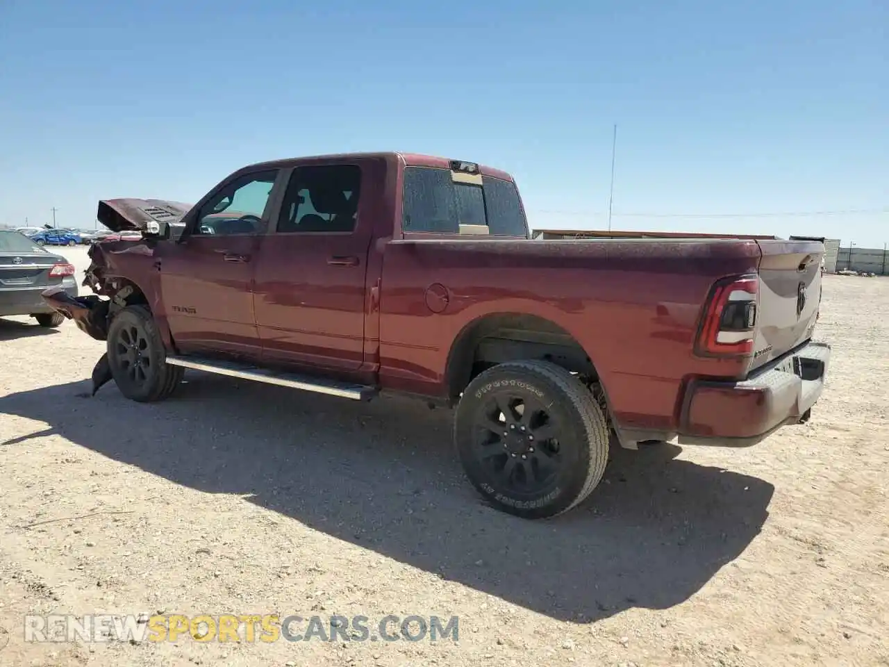 2 fotografías del automóvil dañado 3C6UR5FL9RG162974 RAM 2500 2024