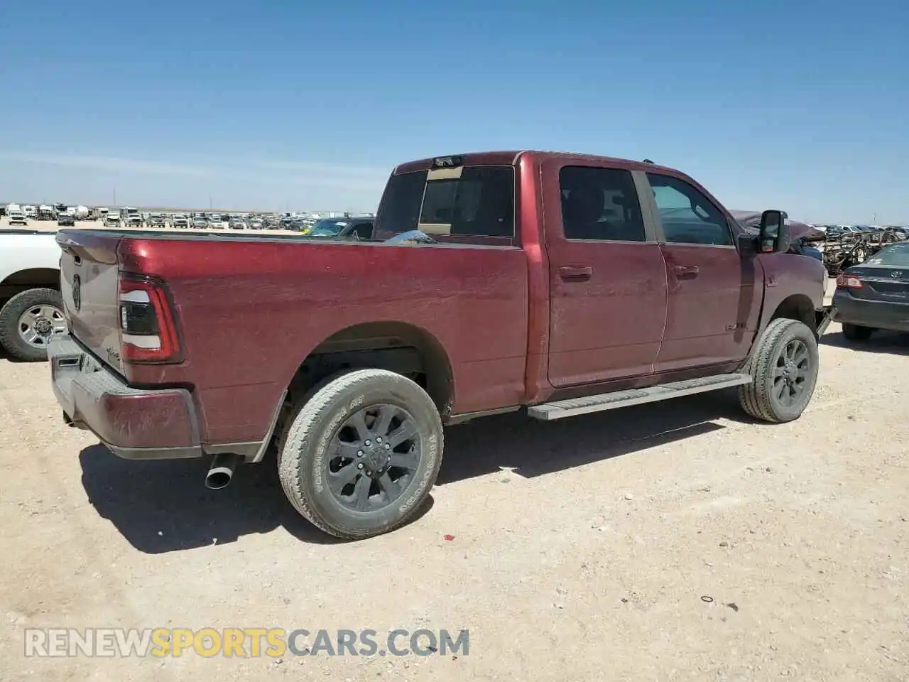 3 fotografías del automóvil dañado 3C6UR5FL9RG162974 RAM 2500 2024