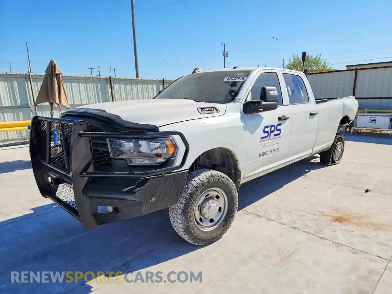 1 fotografías del automóvil dañado 3C6UR5HJXRG125833 RAM 2500 2024