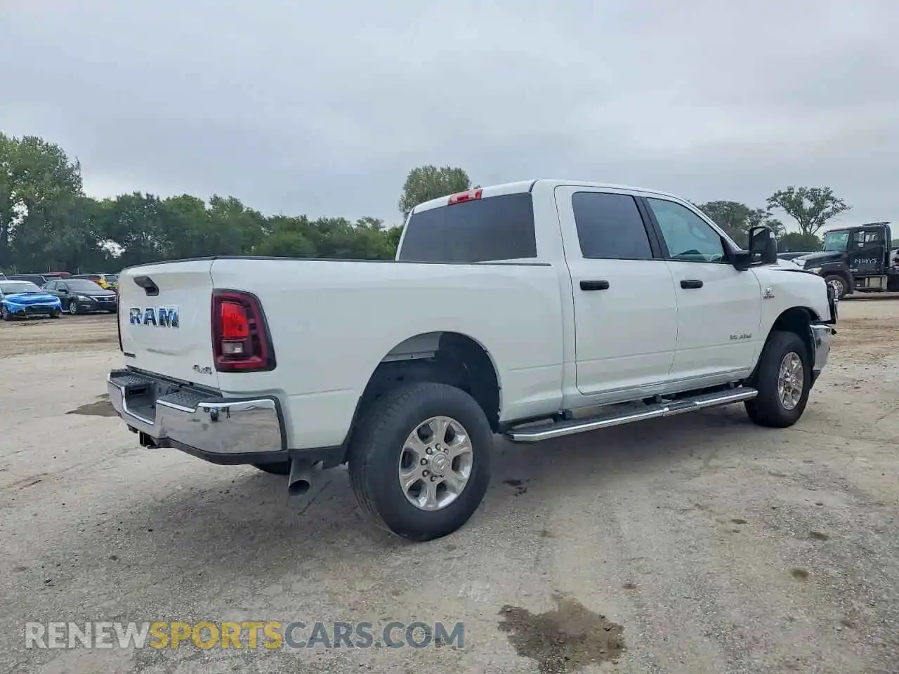 3 fotografías del automóvil dañado 3C6UR5DL5TG295564 RAM 2500 2026