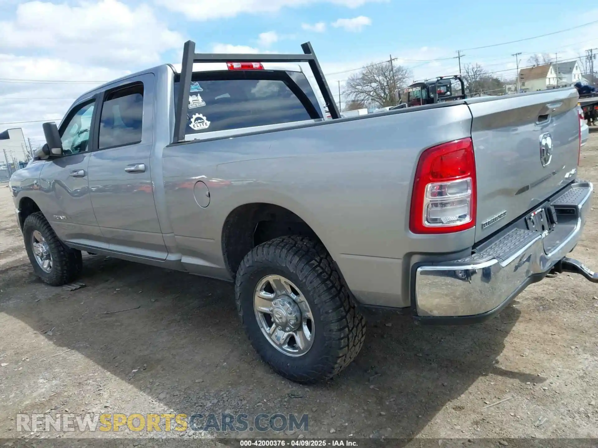 3 Photograph of a damaged car 3C63R3DL5KG612385 RAM 3500 2019