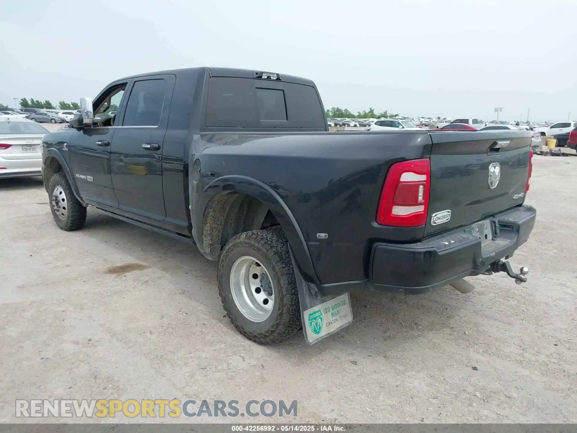 3 Фотография поврежденного автомобиля 3C63RRNLXNG402001 RAM 3500 2022