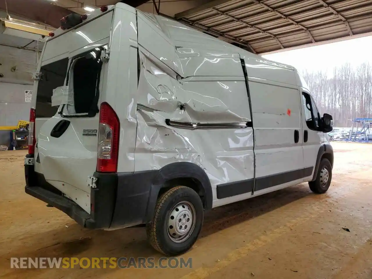 3 Фотография поврежденного автомобиля 3C6LRVDG9PE598847 RAM All Models 2023