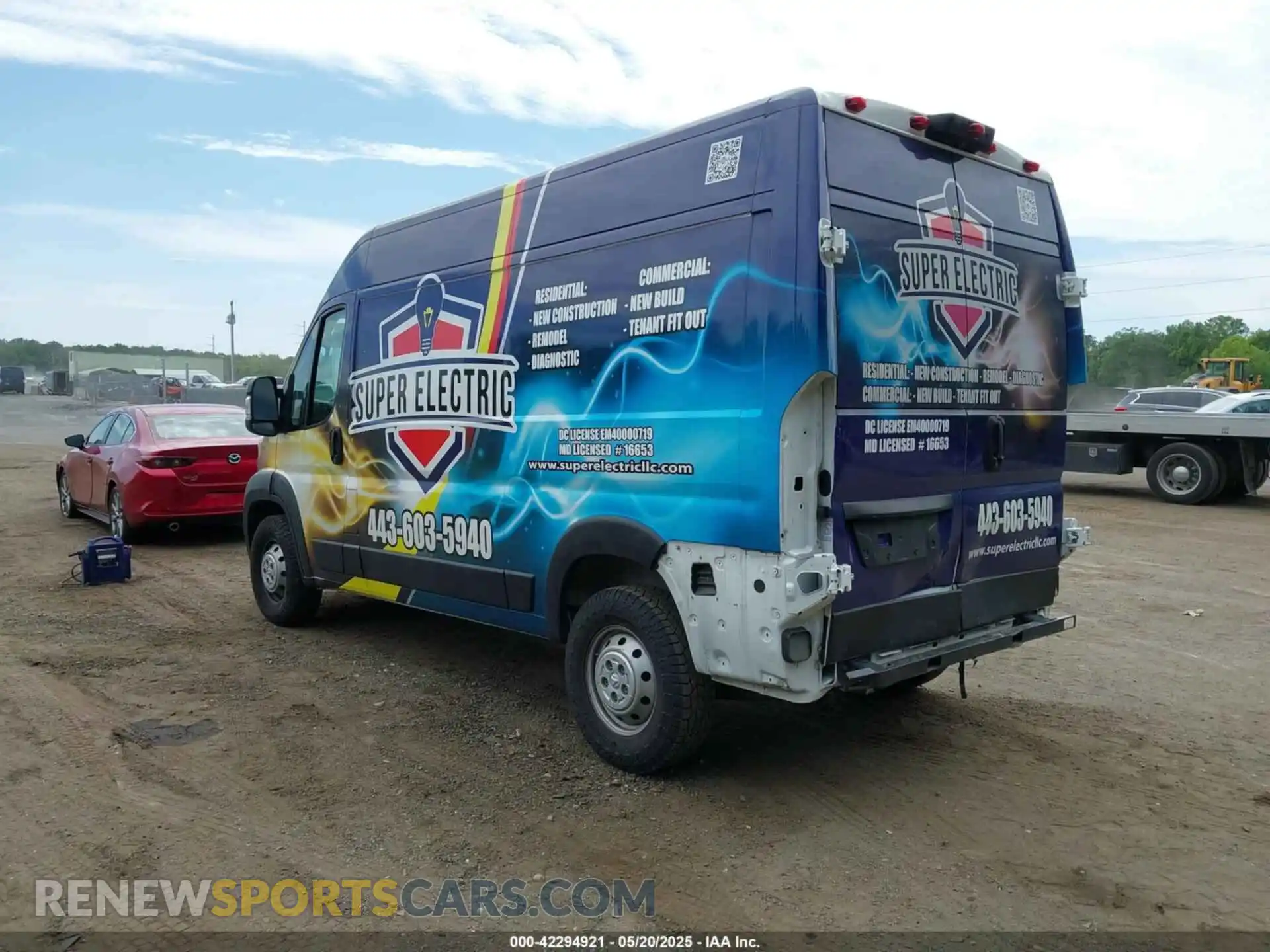 3 Фотография поврежденного автомобиля 3C6TRVBG5KE565887 RAM PROMASTER 1500 2019