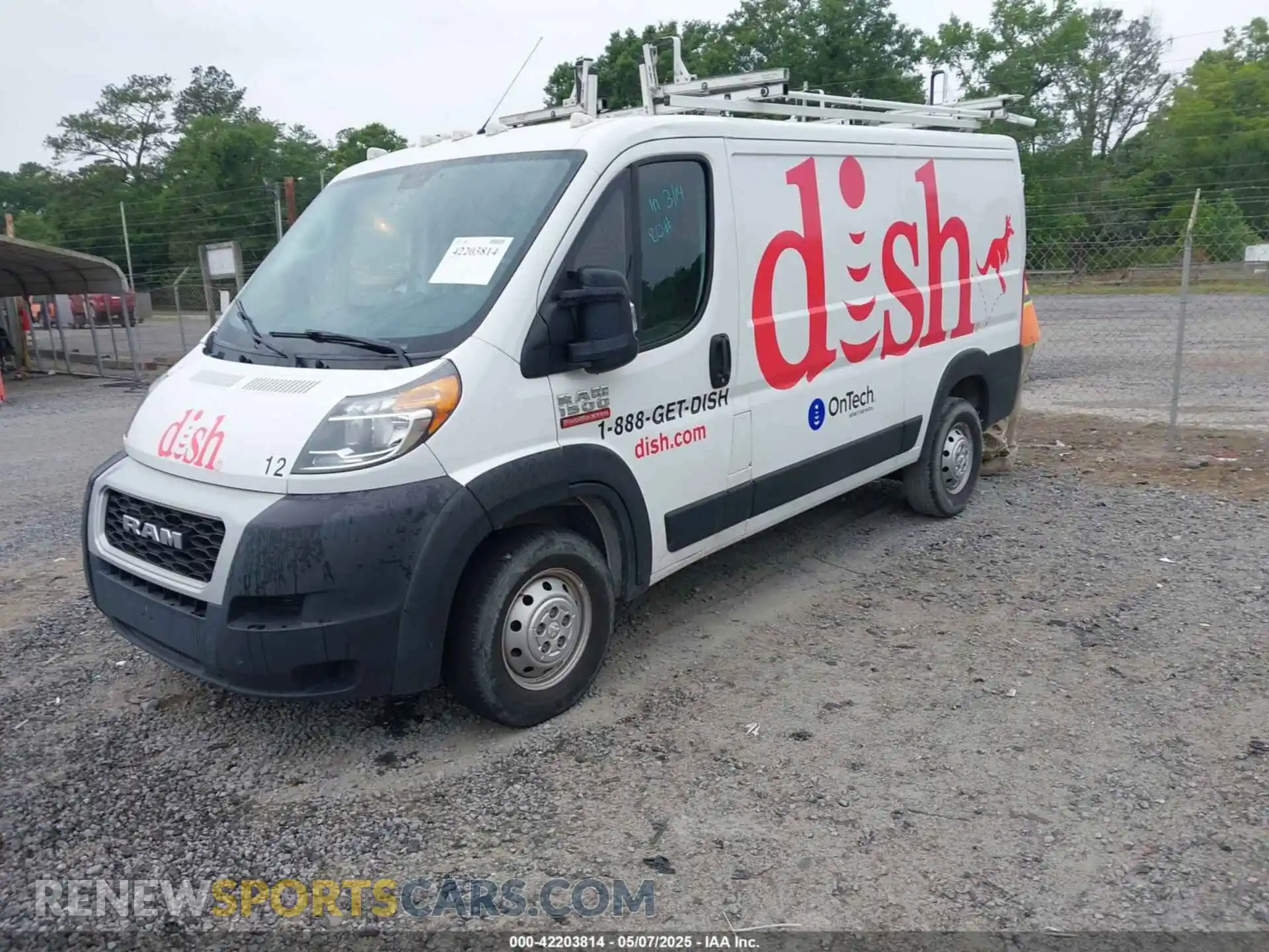 2 Photograph of a damaged car 3C6TRVAG0LE138202 RAM PROMASTER 1500 2020