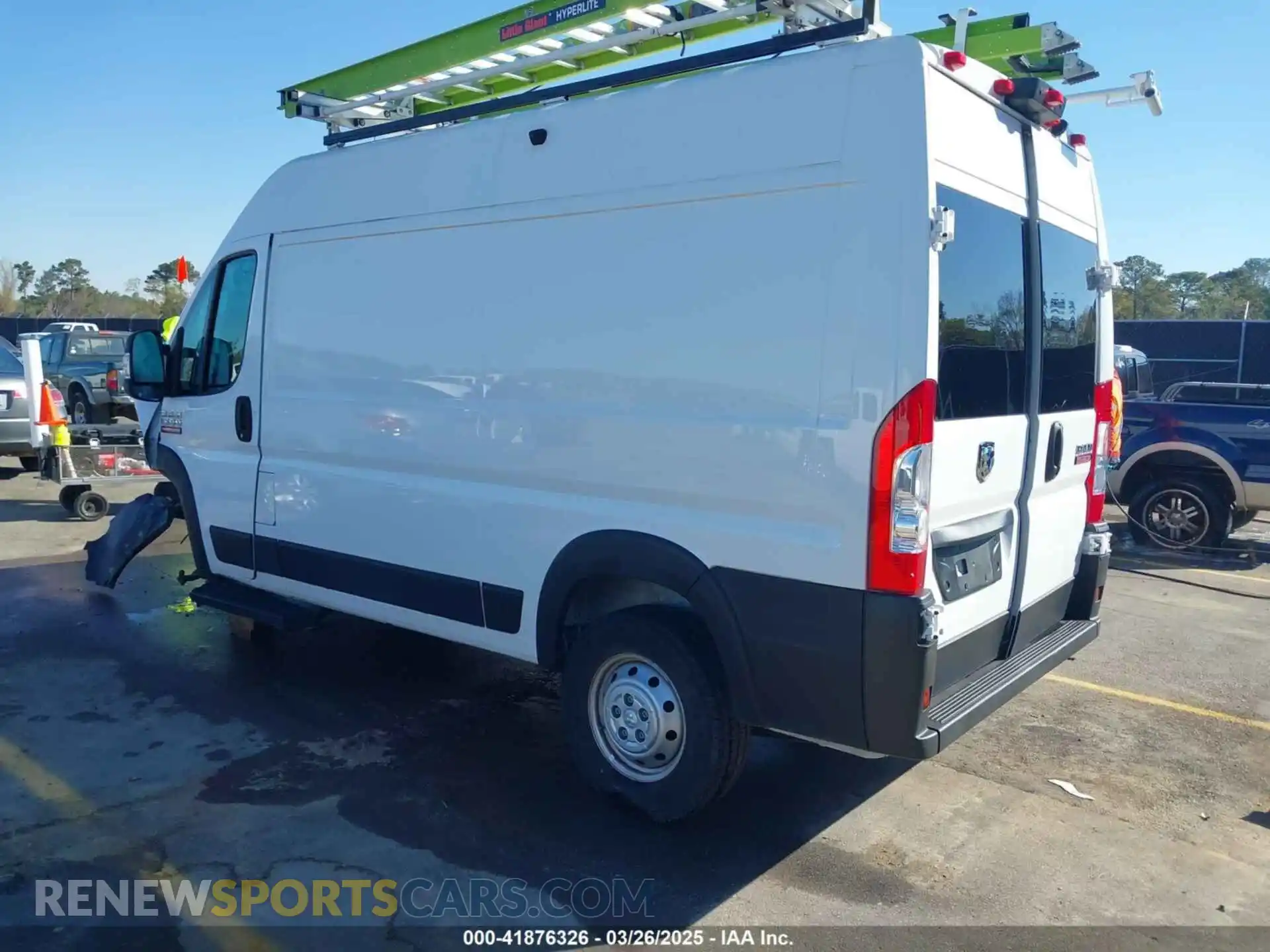 3 Photograph of a damaged car 3C6LRVBG6ME546414 RAM PROMASTER 1500 2021