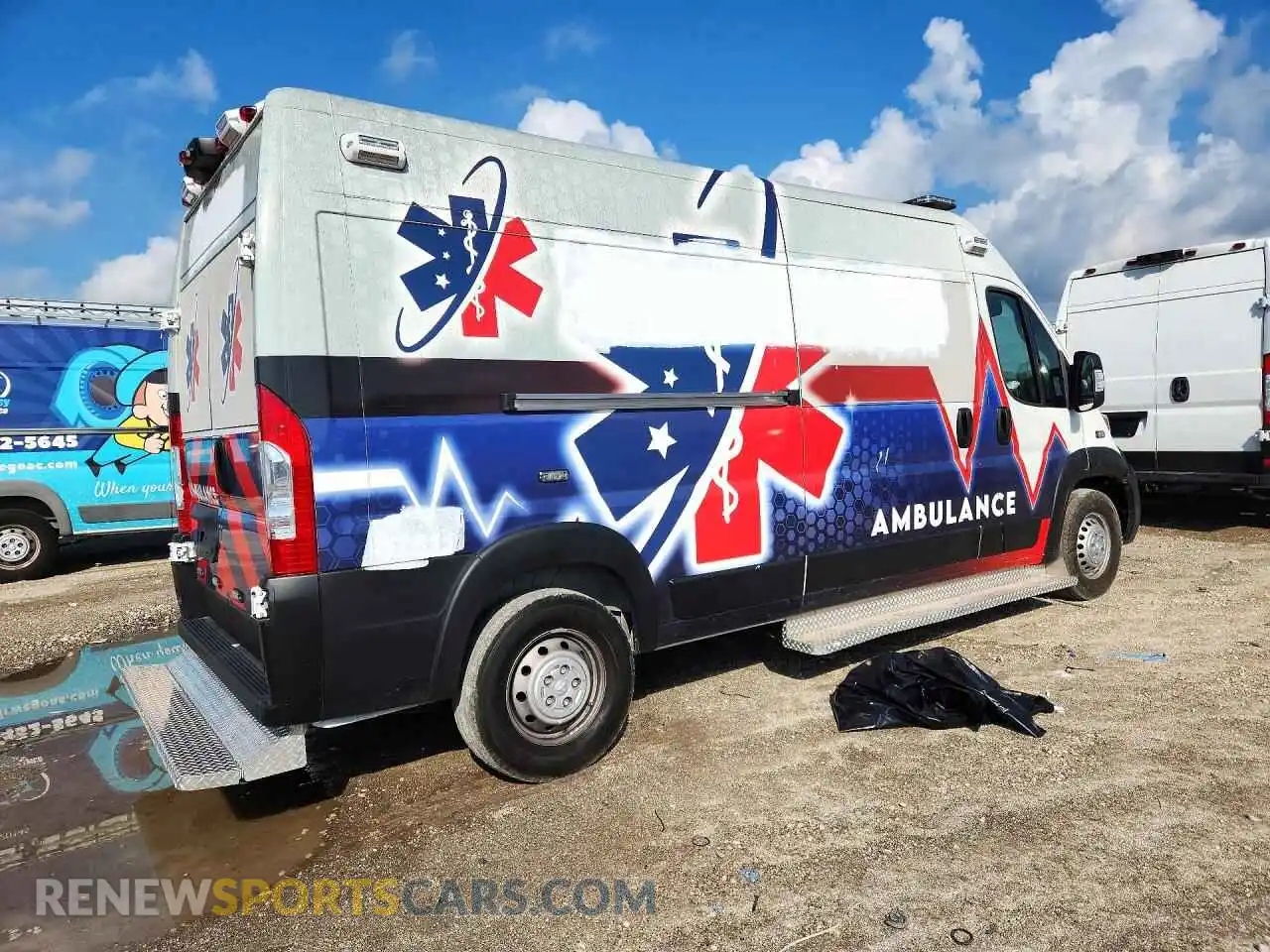 3 Photograph of a damaged car 3C6LRVDG6RE107511 RAM PROMASTER 2024