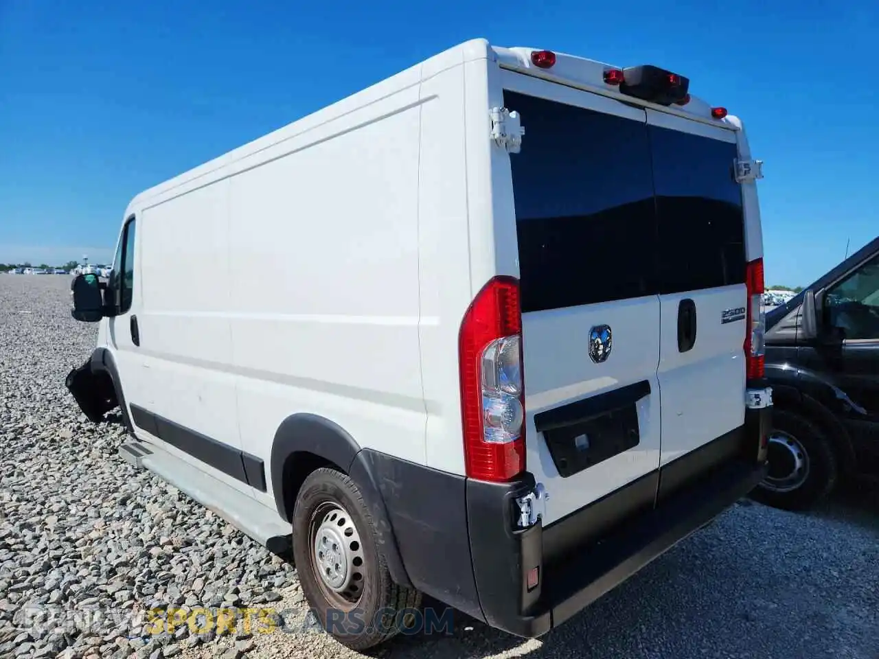 2 fotografías del automóvil dañado 3C6LRVVG0SE516950 RAM PROMASTER 2025