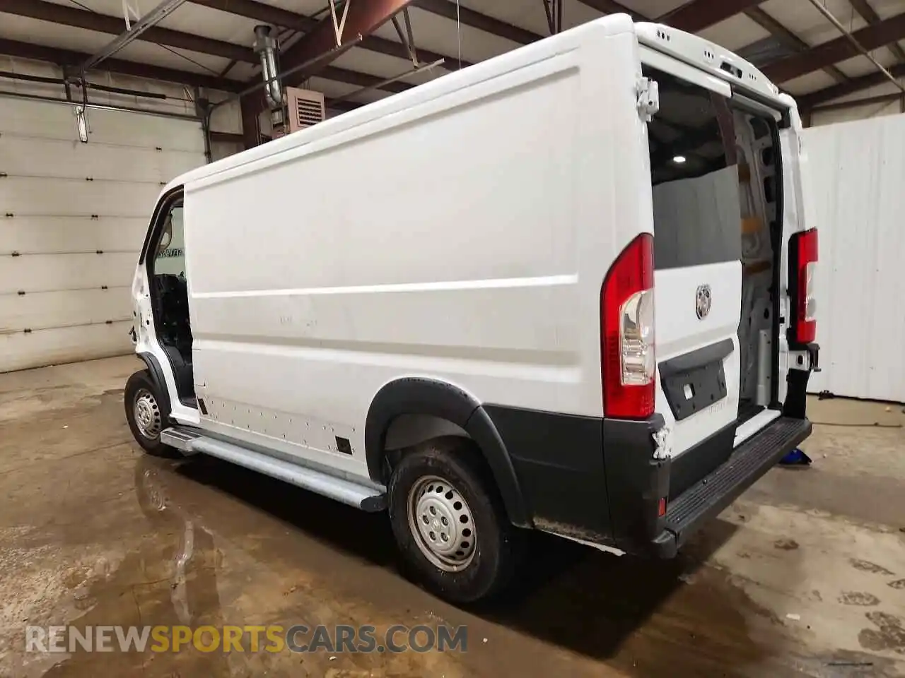 2 fotografías del automóvil dañado 3C6LRVVGXTE189913 RAM PROMASTER 2026