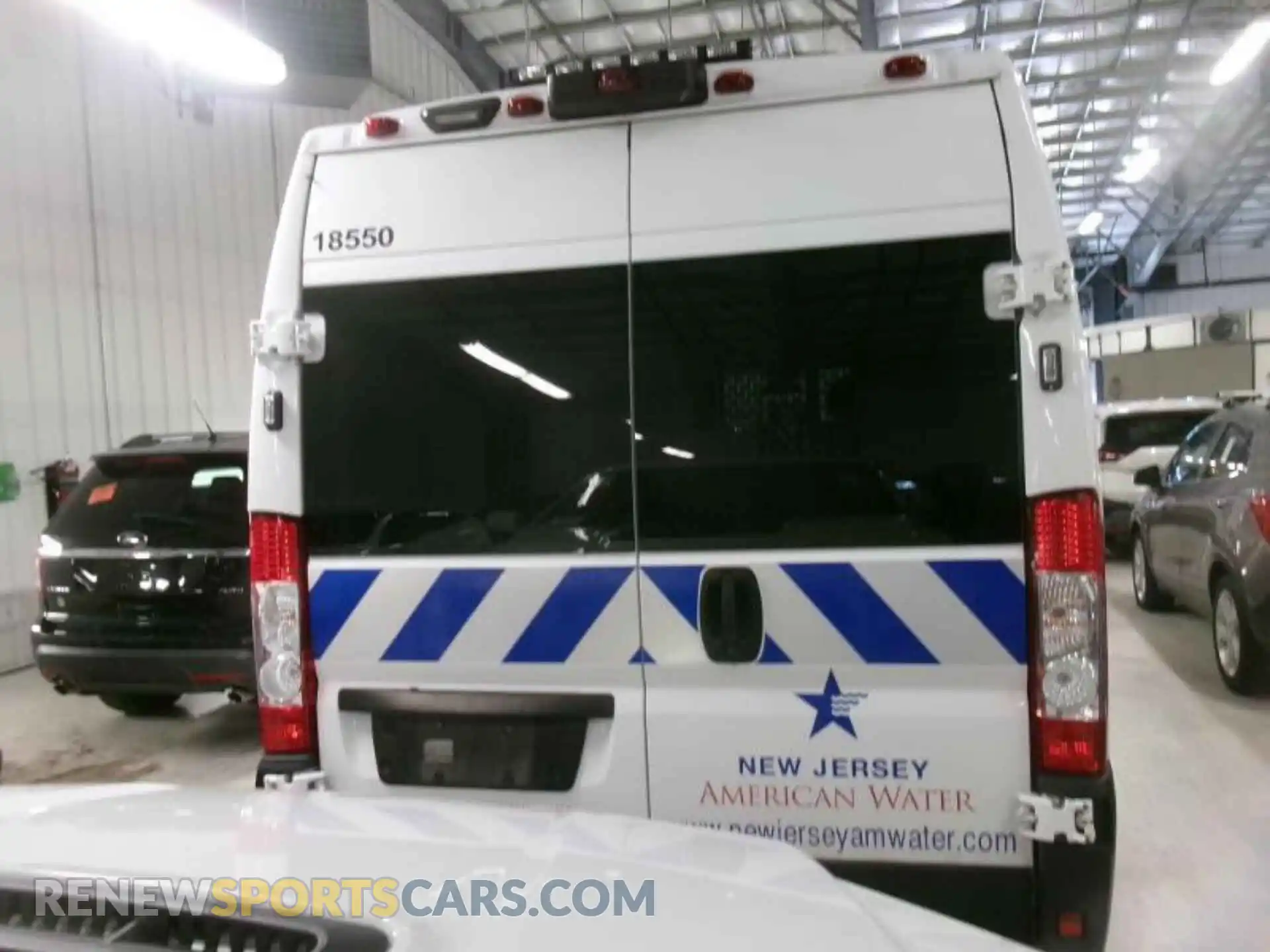2 Photograph of a damaged car 3C6TRVCG5KE562793 RAM PROMASTER 2500 2019