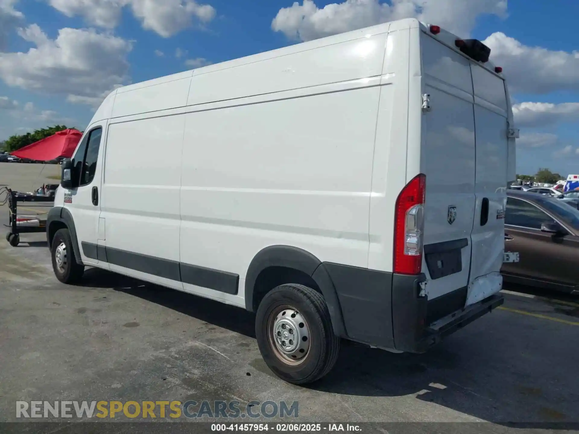 3 Photograph of a damaged car 3C6LRVDG0ME555574 RAM PROMASTER 2500 2021
