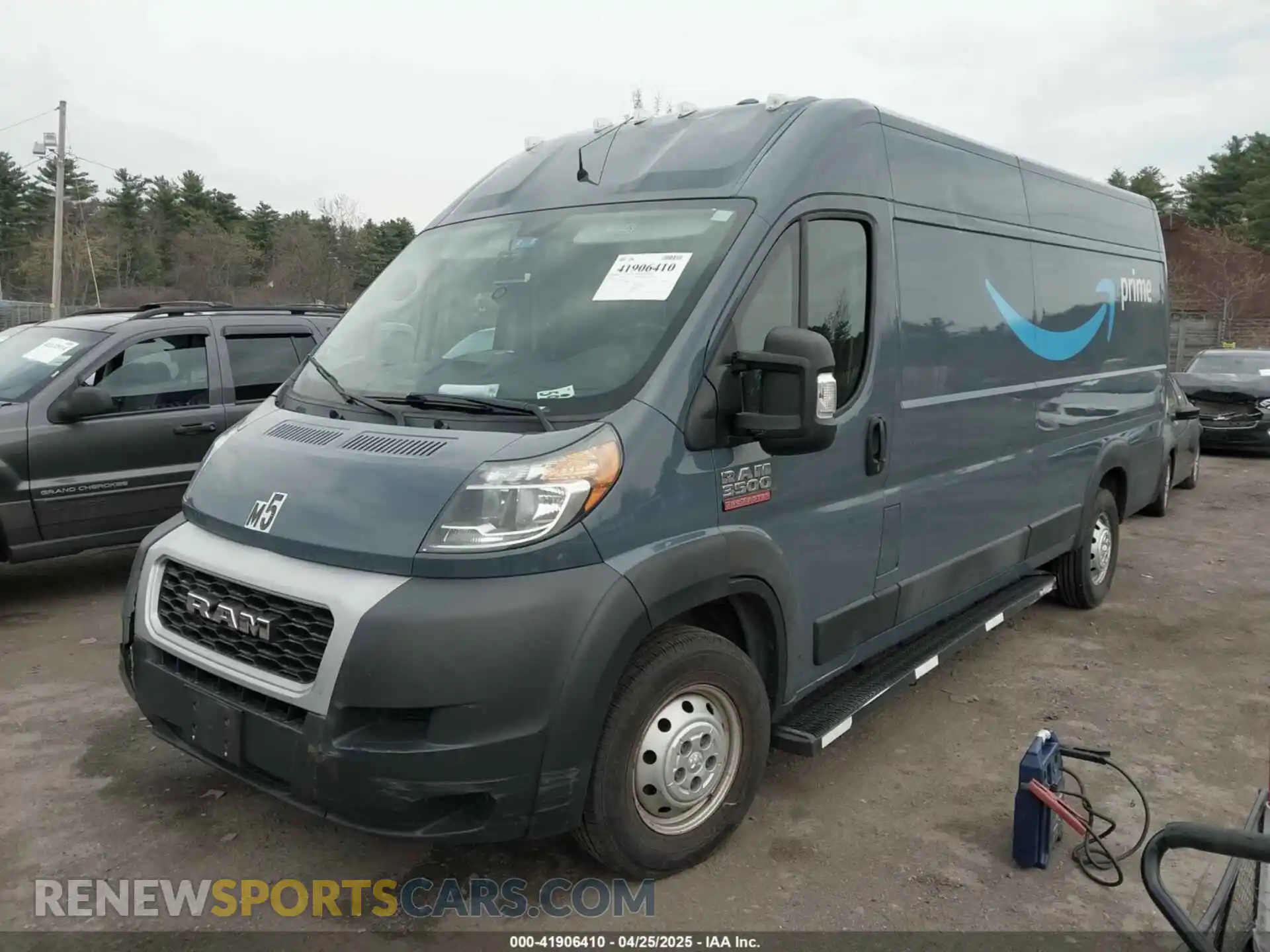 2 Photograph of a damaged car 3C6LRVDG3ME565967 RAM PROMASTER 2500 2021