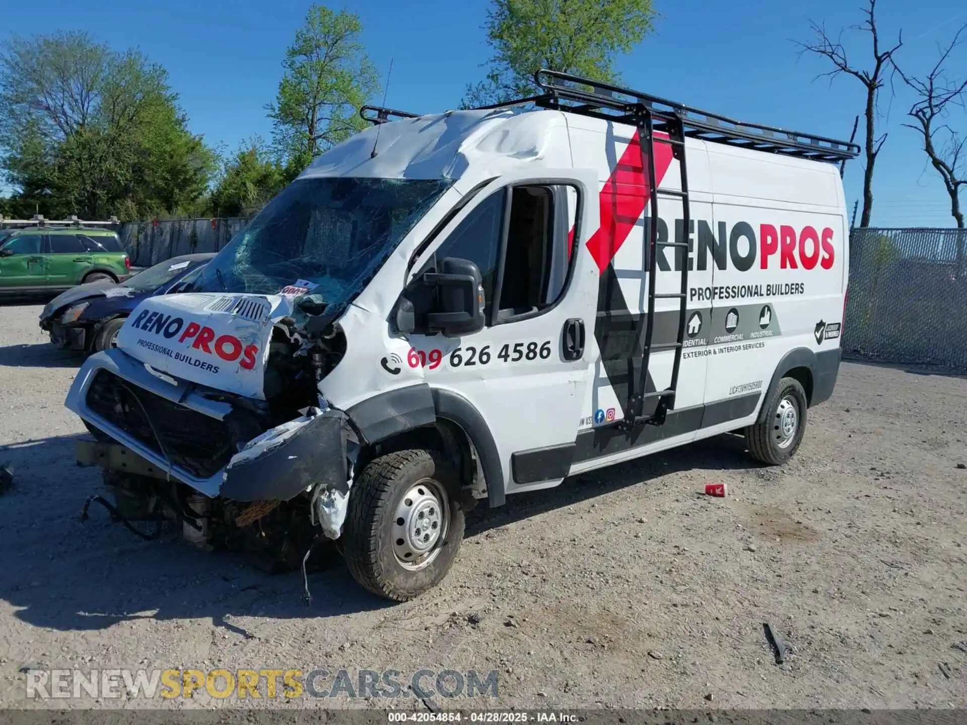 2 Photograph of a damaged car 3C6LRVDG4ME510878 RAM PROMASTER 2500 2021