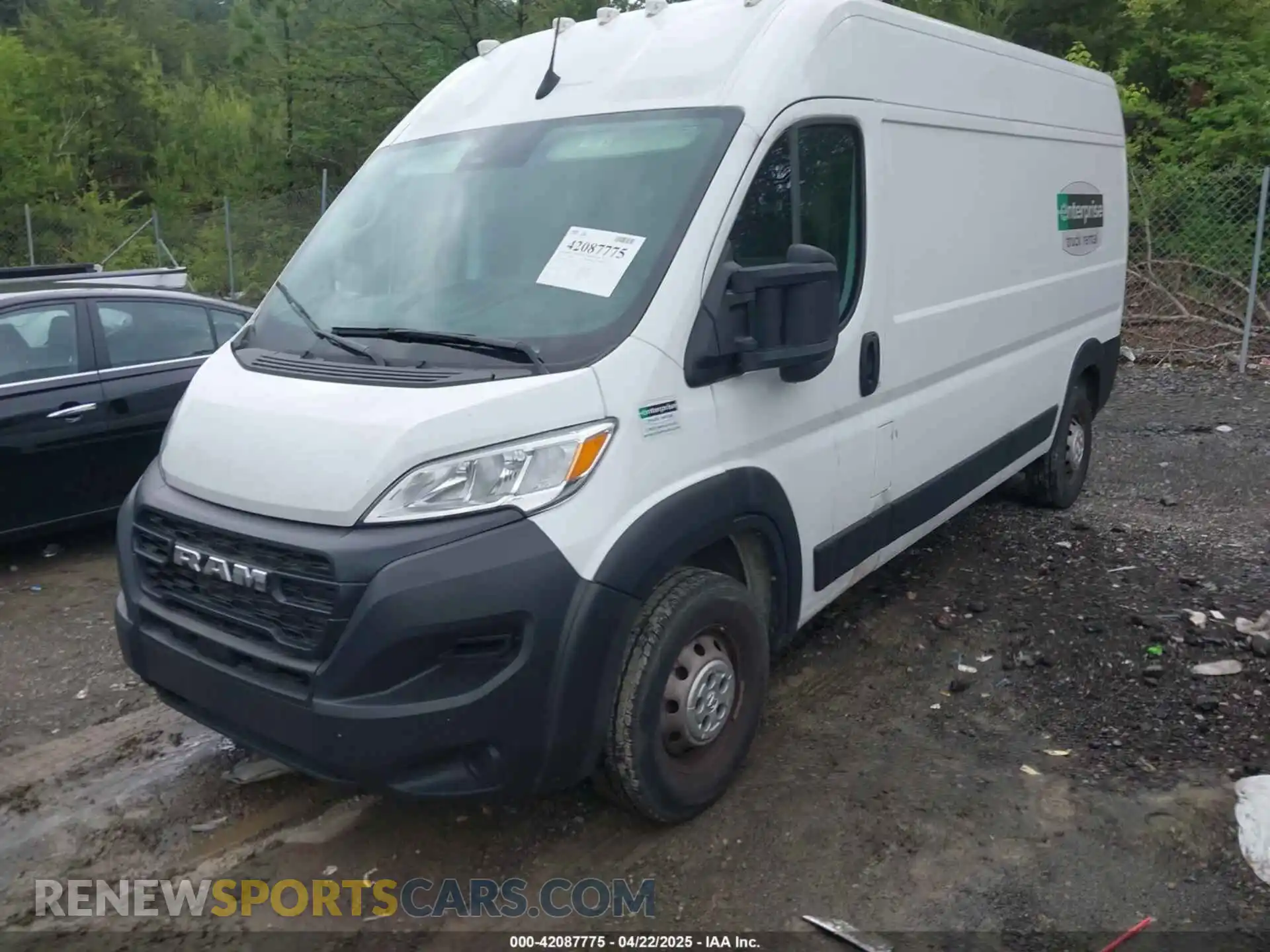 2 Photograph of a damaged car 3C6LRVDG3PE563723 RAM PROMASTER 2500 2023