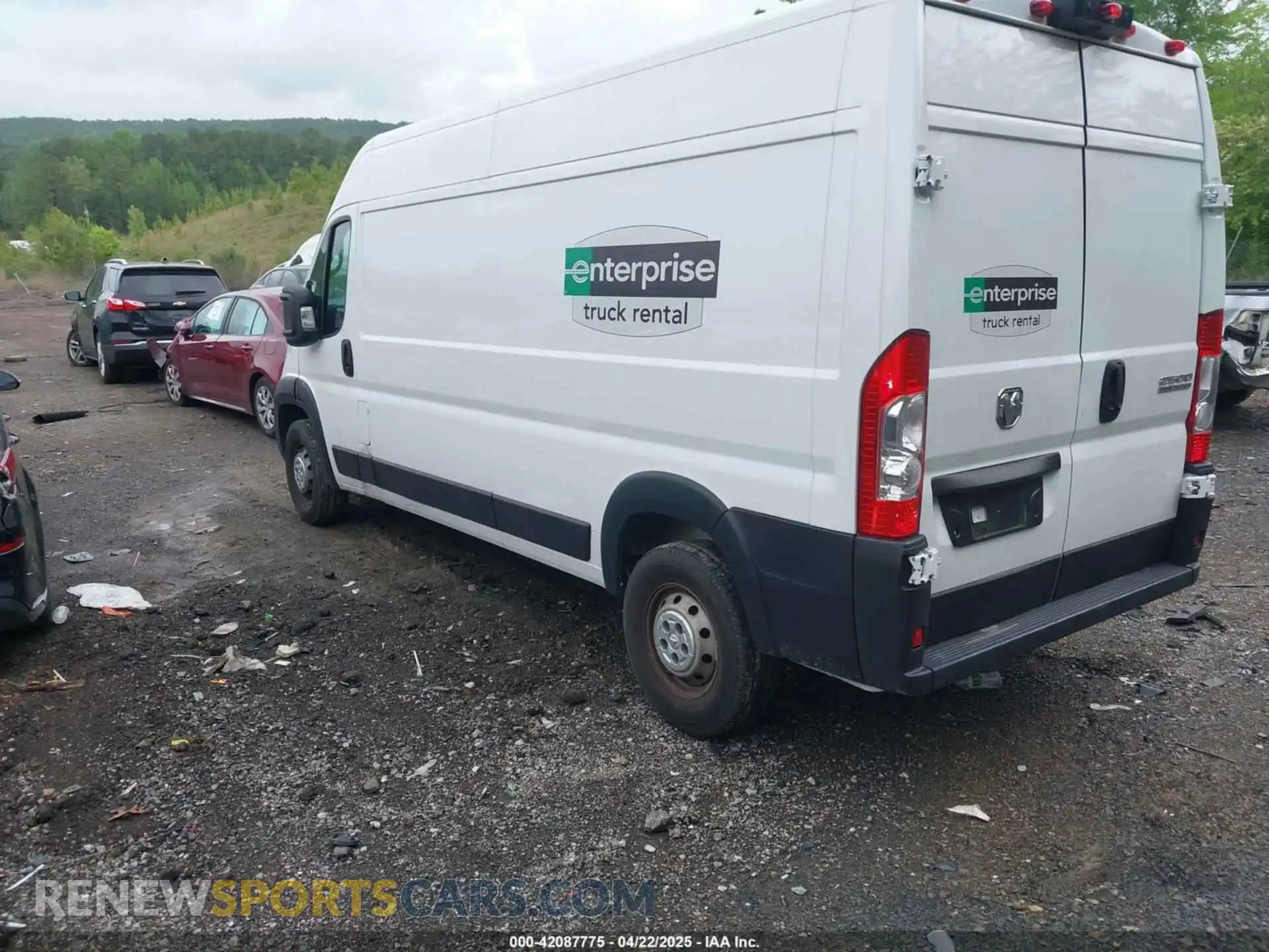 3 Photograph of a damaged car 3C6LRVDG3PE563723 RAM PROMASTER 2500 2023
