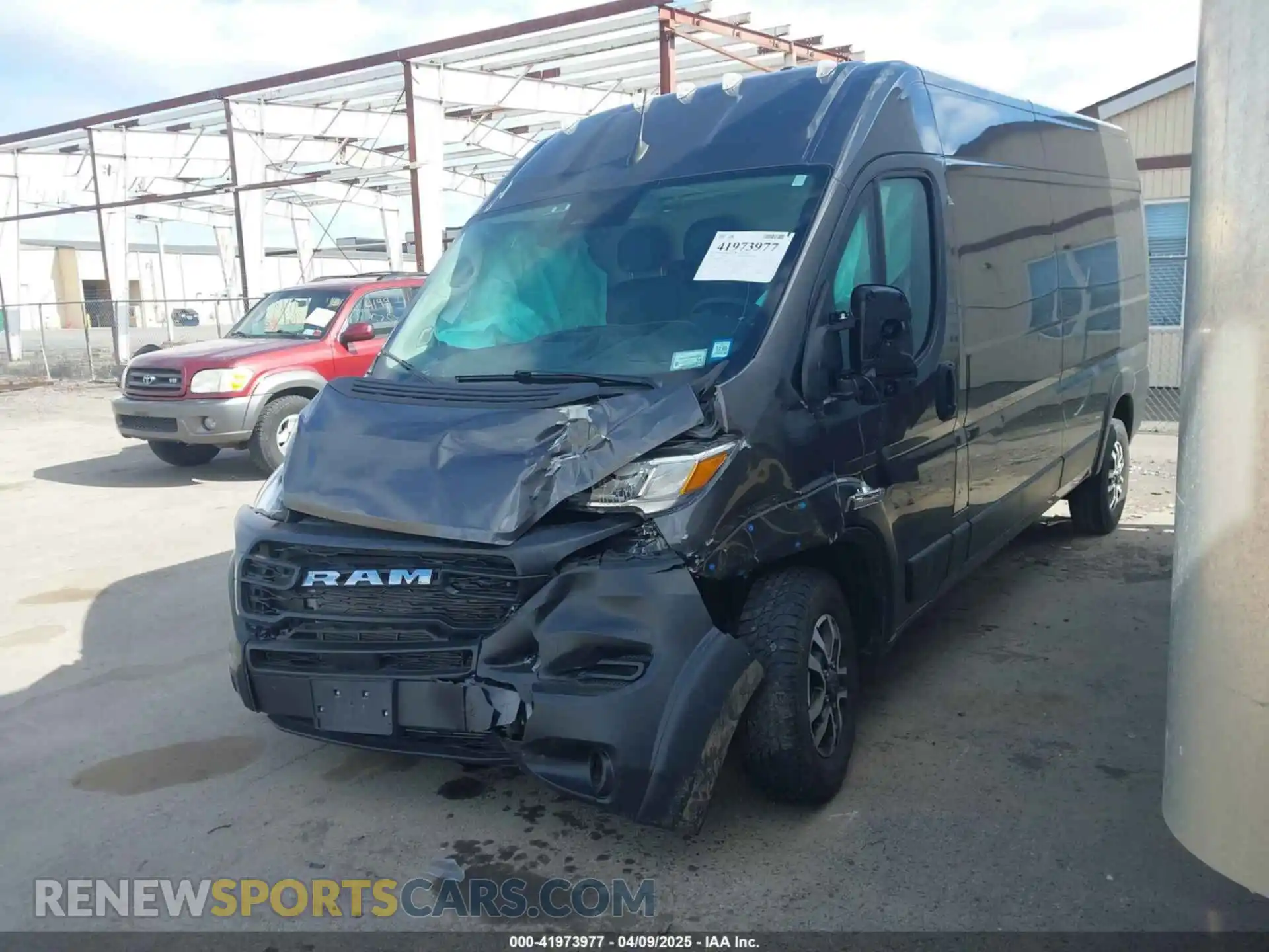 2 Photograph of a damaged car 3C6LRVDG7PE547718 RAM PROMASTER 2500 2023