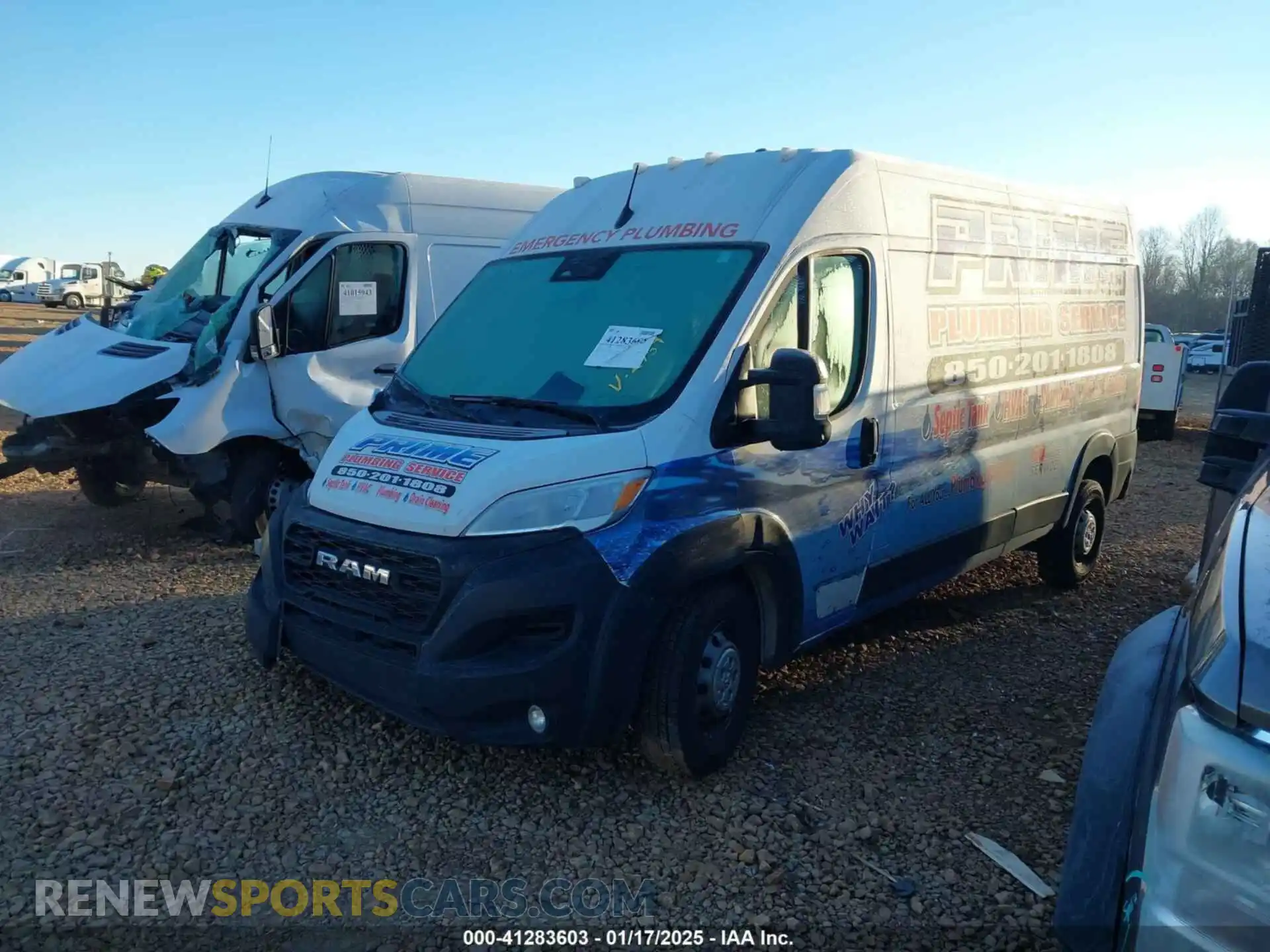 2 Photograph of a damaged car 3C6LRVDGXPE522764 RAM PROMASTER 2500 2023