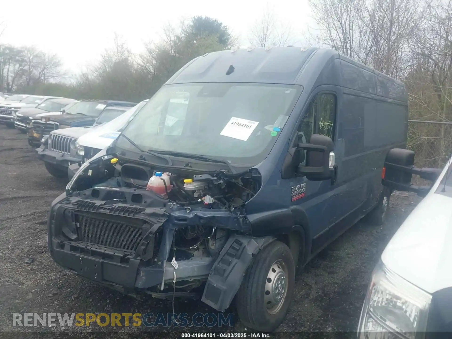 2 Photograph of a damaged car 3C6MRVJG6NE116857 RAM PROMASTER 3500 2022