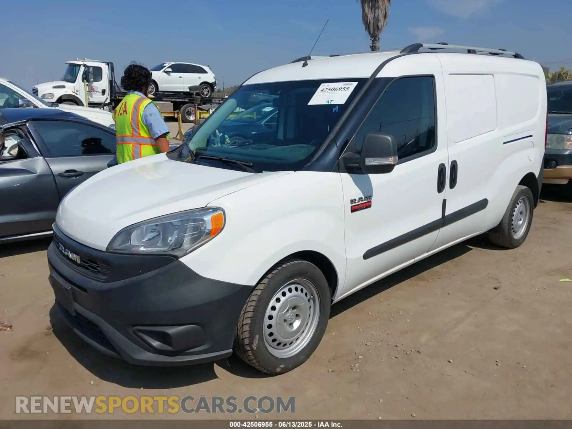 2 Photograph of a damaged car ZFBHRFAB1K6M16976 RAM PROMASTER CITY 2019
