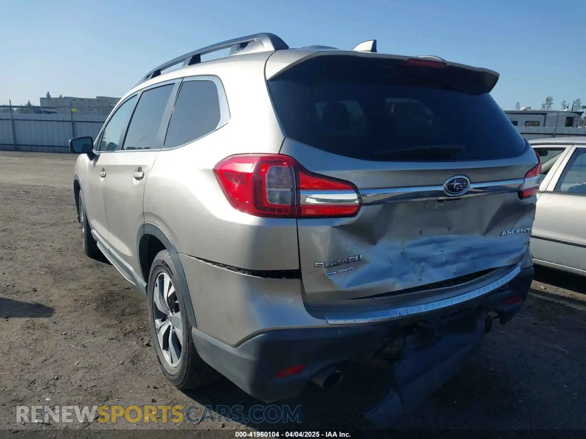 3 Photograph of a damaged car 4S4WMACD6K3459744 SUBARU ASCENT 2019